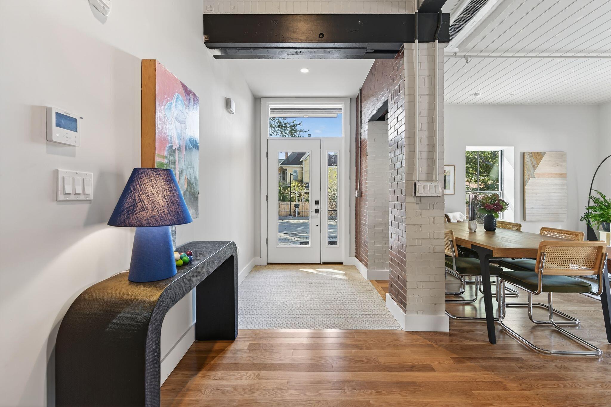 53 Carleton Street, 1