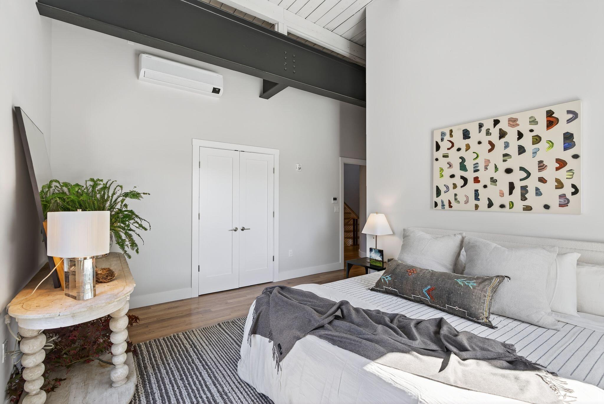 53 Carleton Street, 1