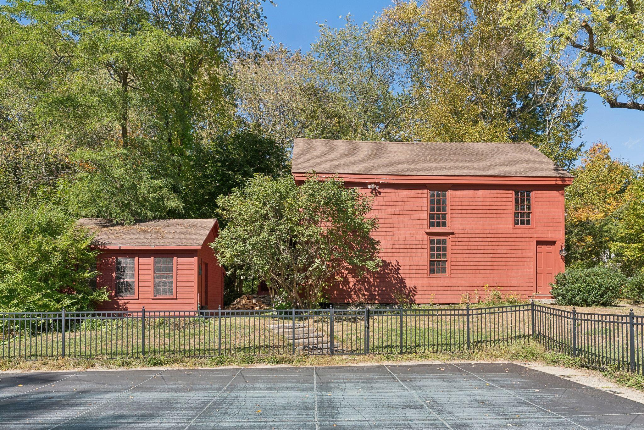 1346 Westbrook Street