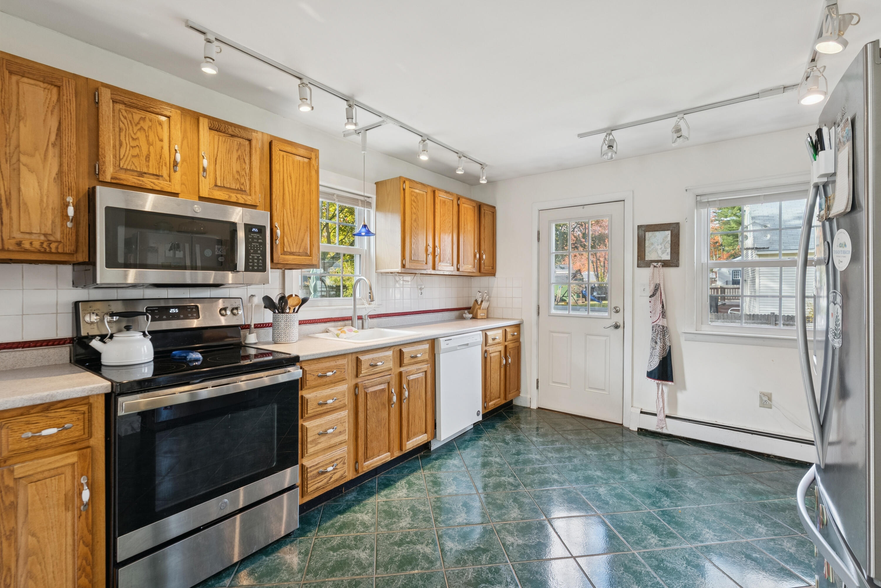 16 Brookhaven Drive, Windham