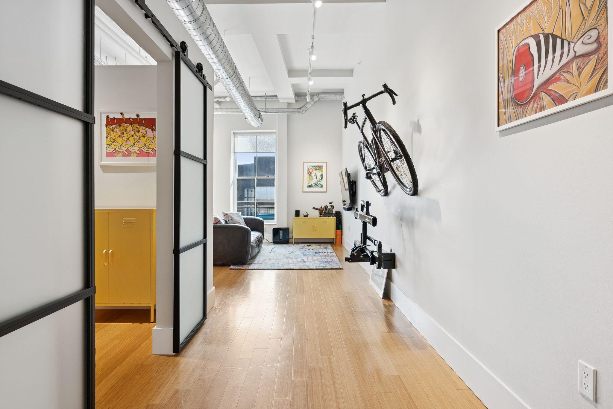 15 Brown Street, 206