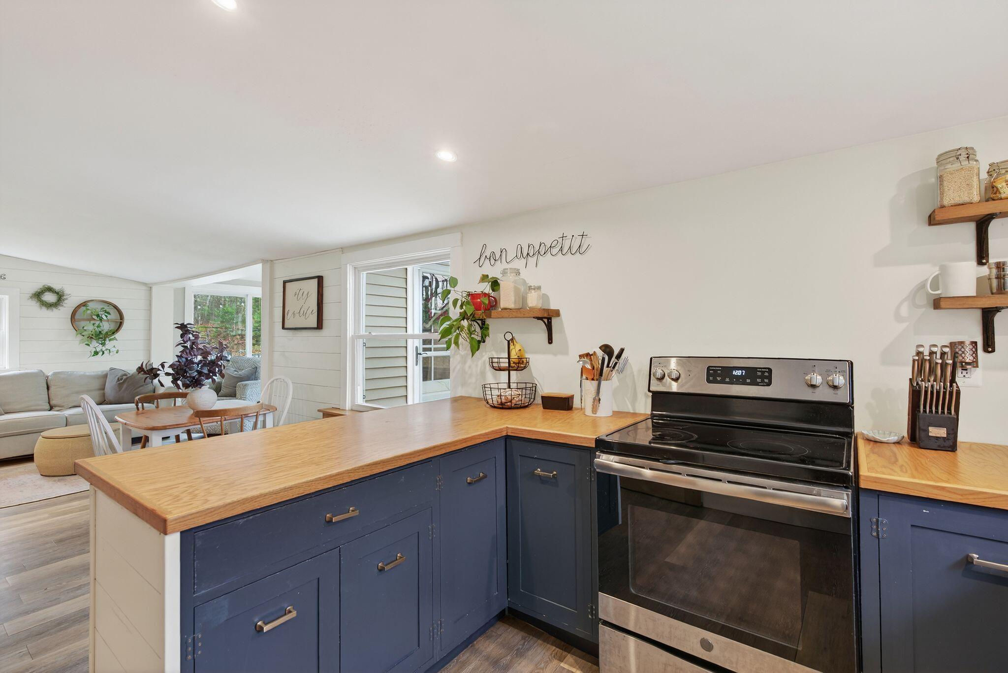 1 Holbrook Street