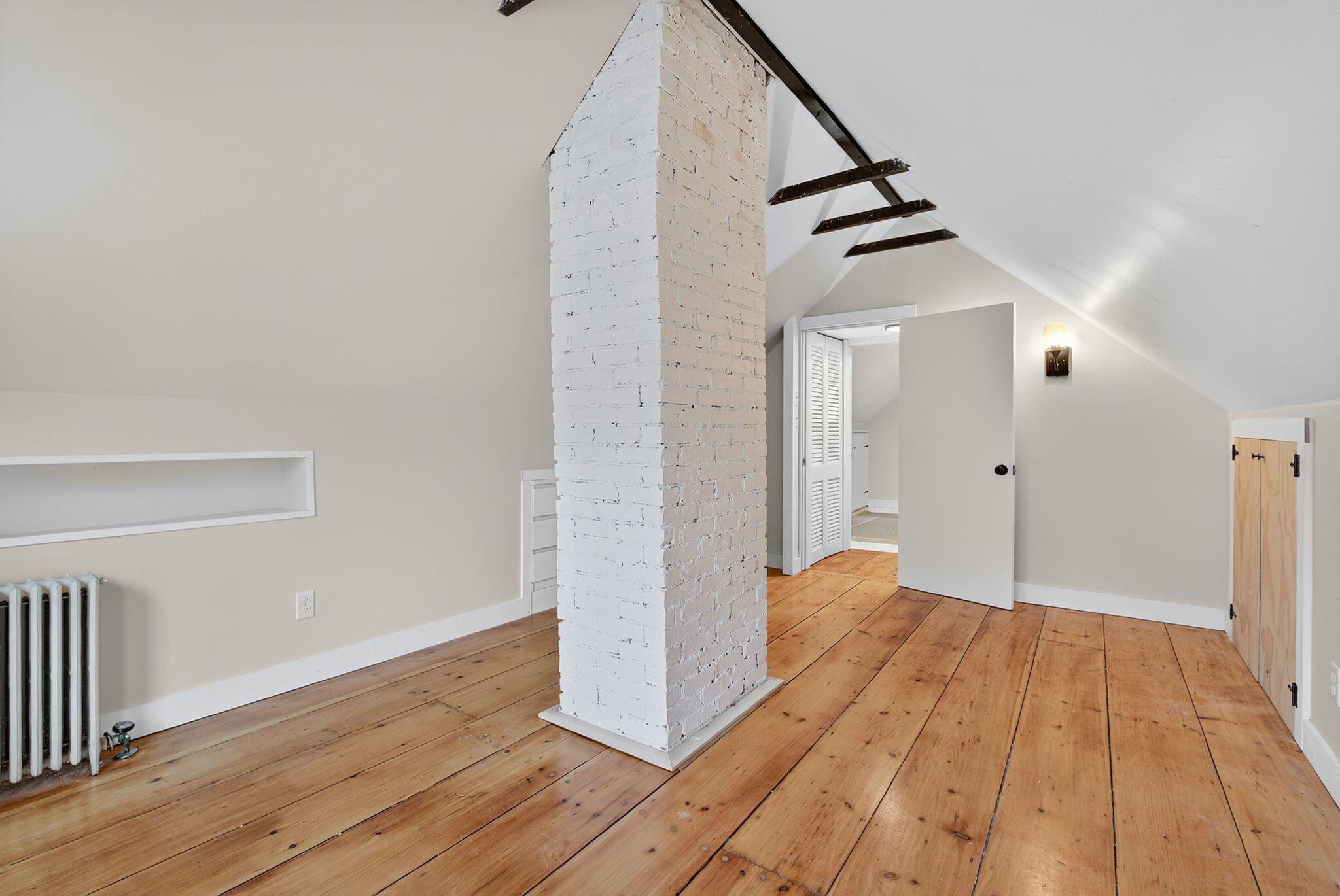 4 Fairview Street