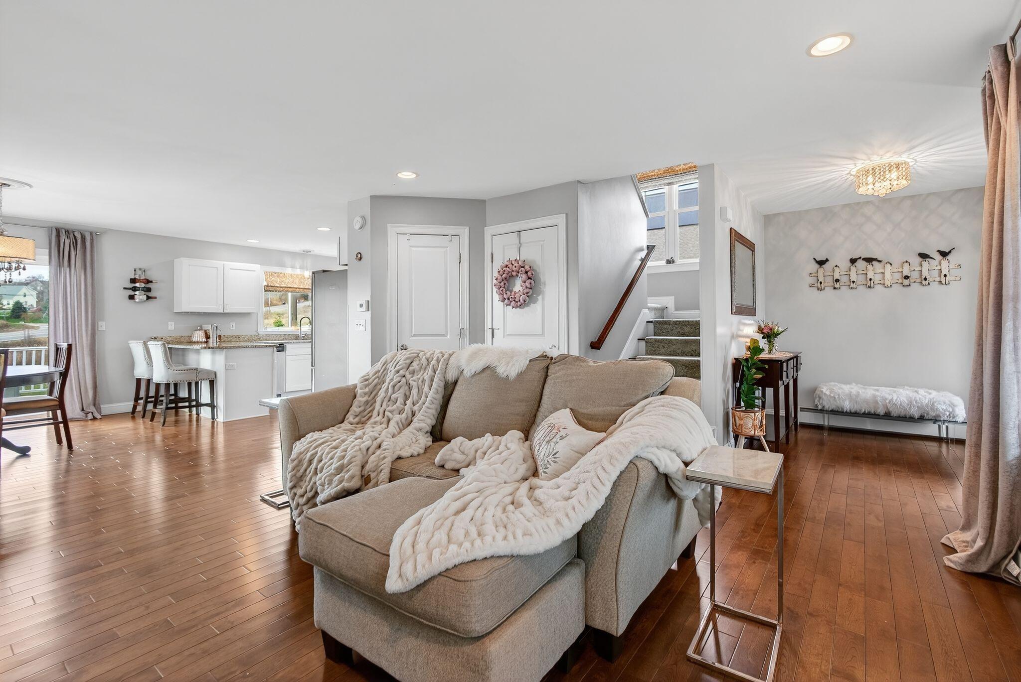 8 Castle Rock Drive