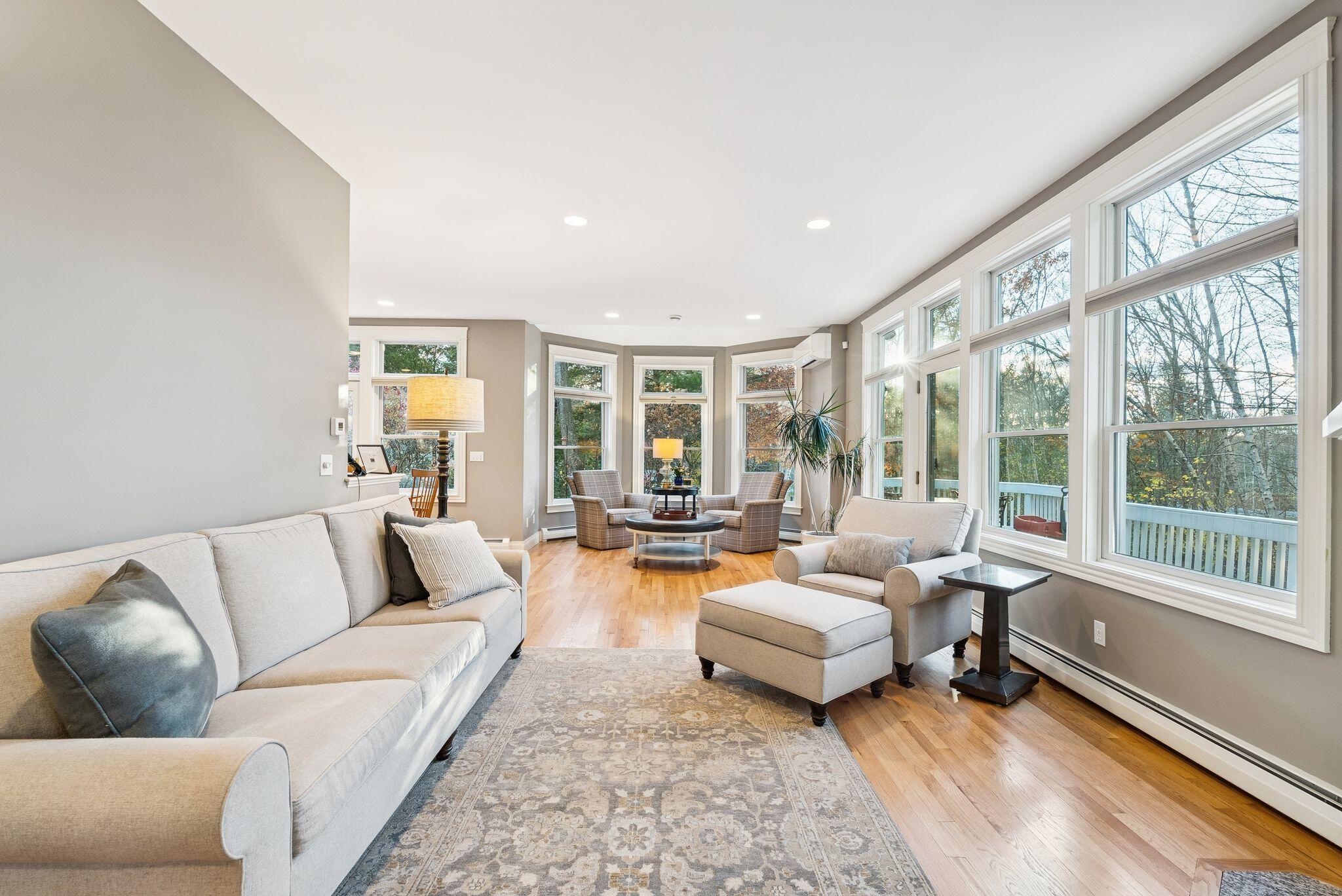 89 Oakmont Drive