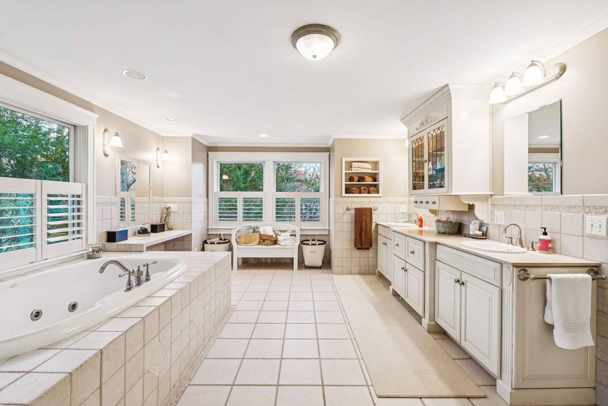 89 Oakmont Drive