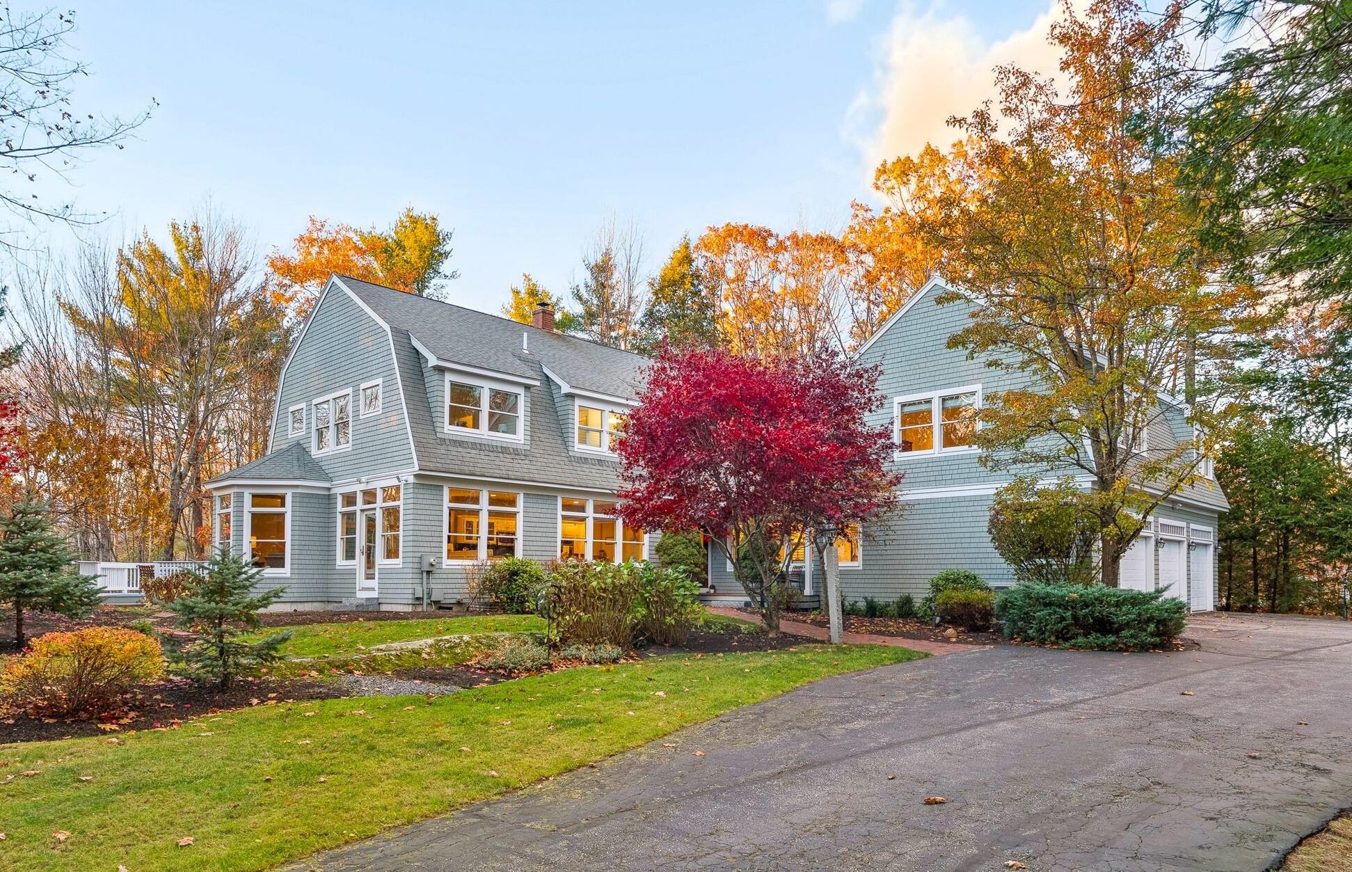 89 Oakmont Drive