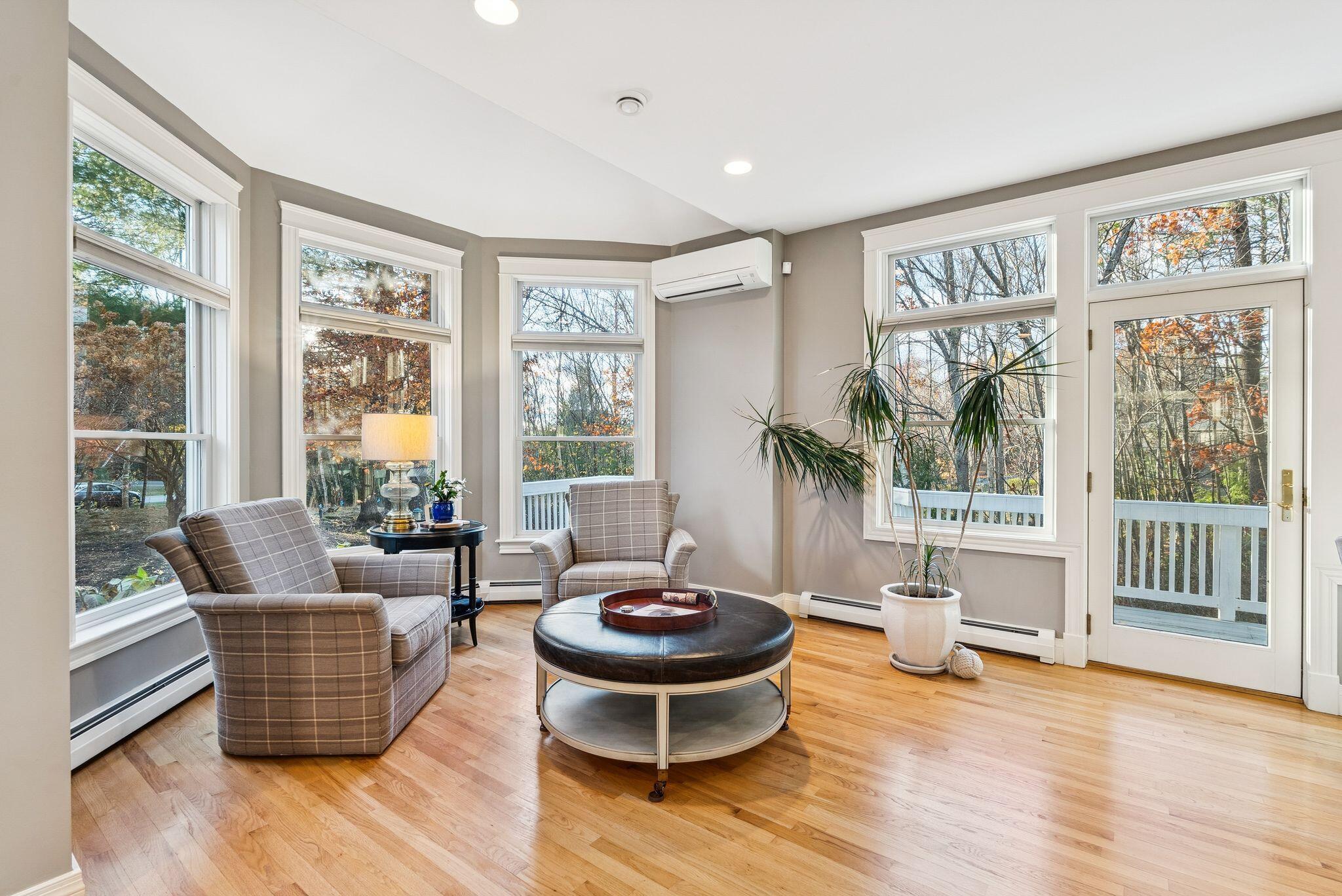 89 Oakmont Drive