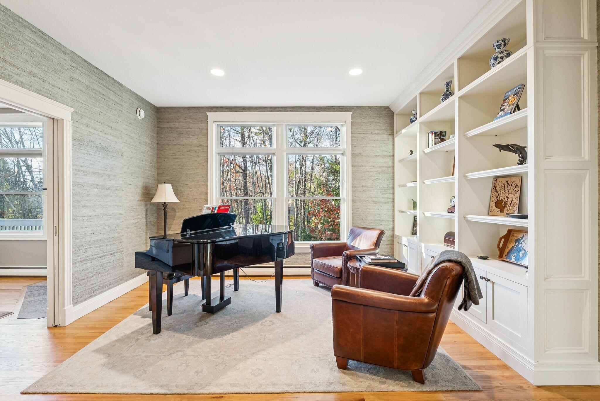 89 Oakmont Drive