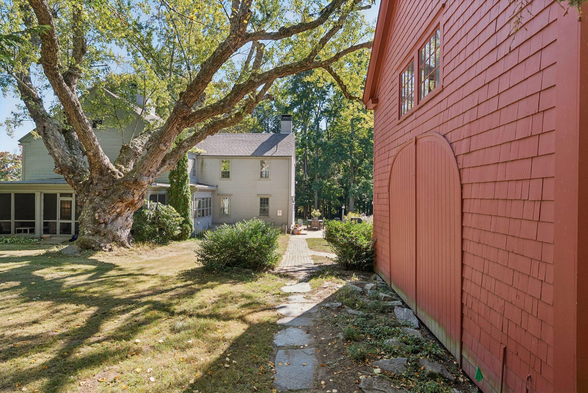 1346 Westbrook Street