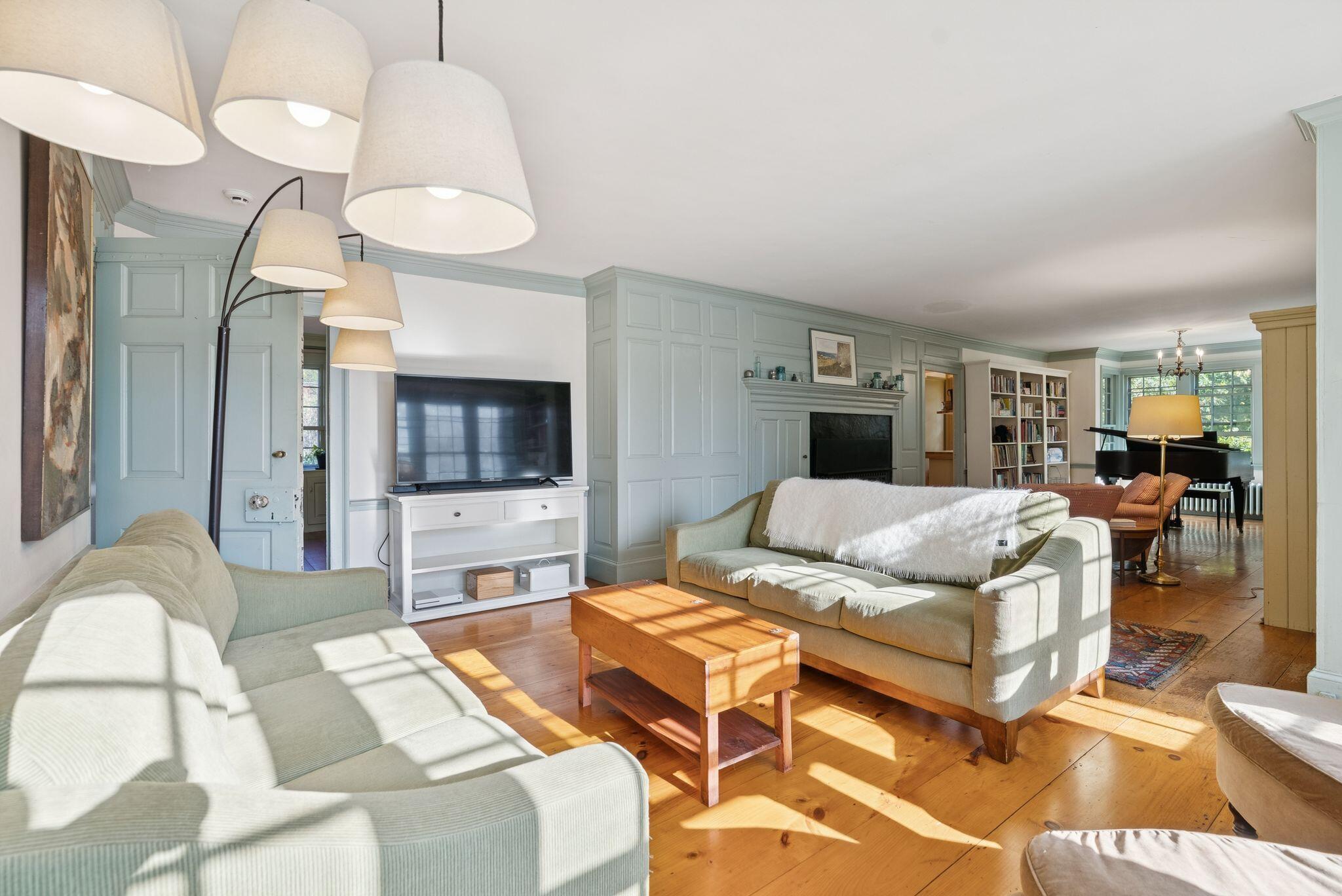 1346 Westbrook Street