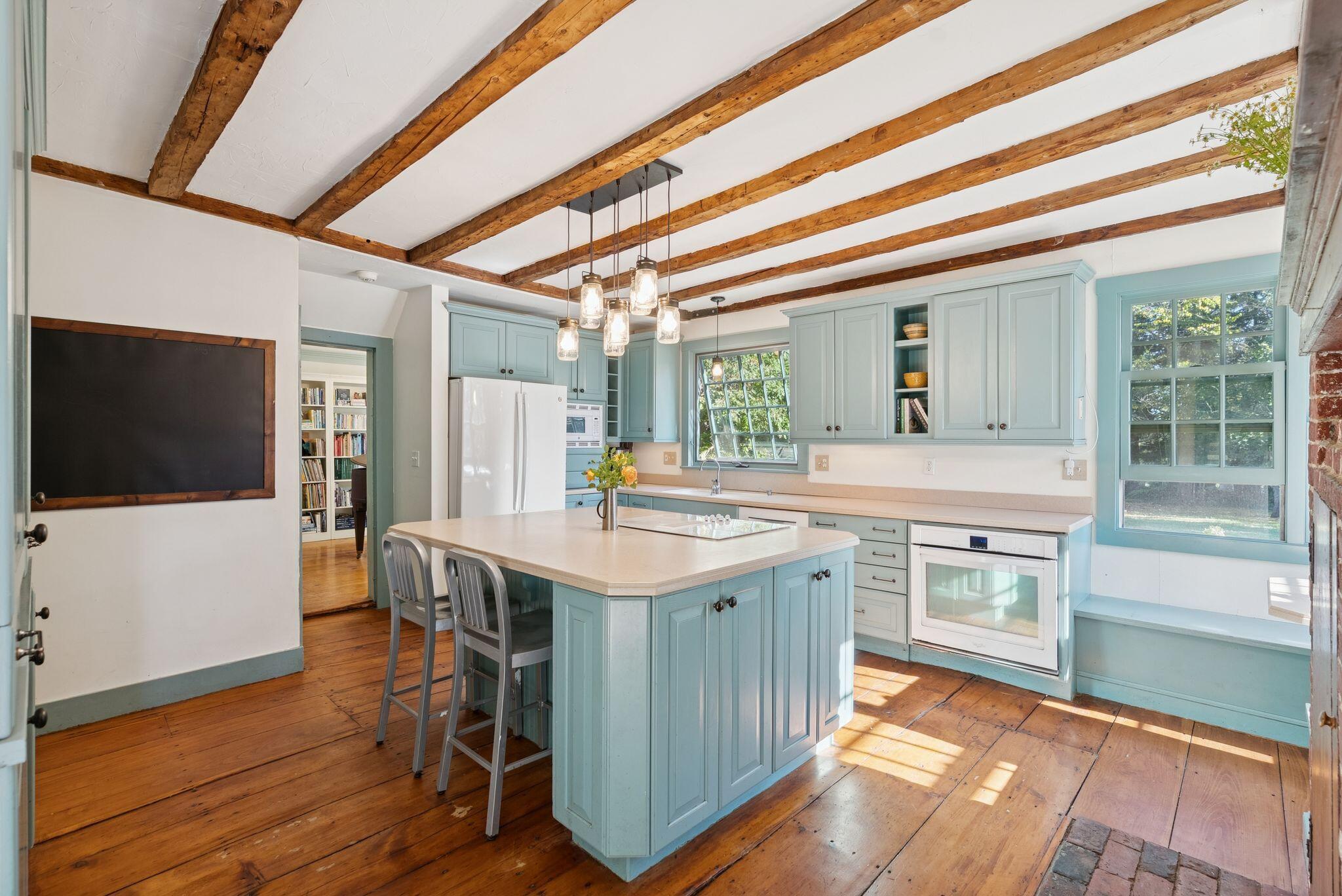 1346 Westbrook Street