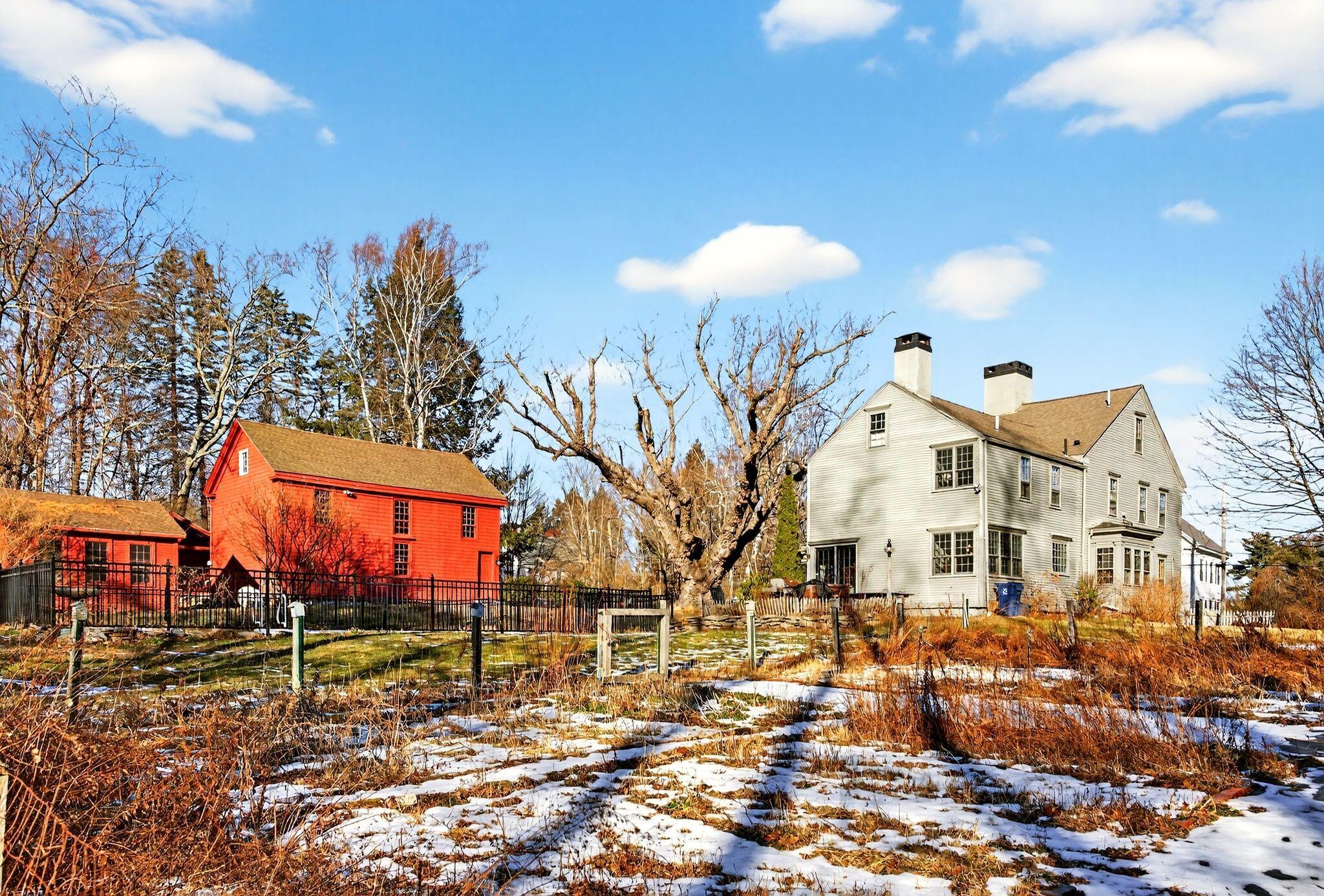 1346 Westbrook Street