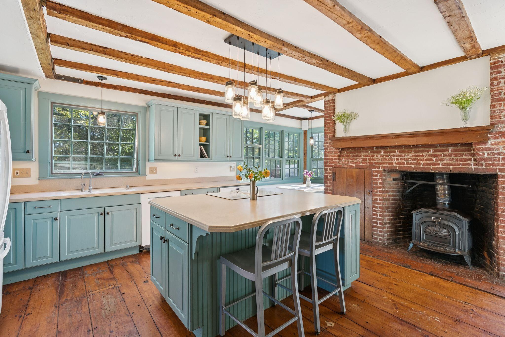 1346 Westbrook Street