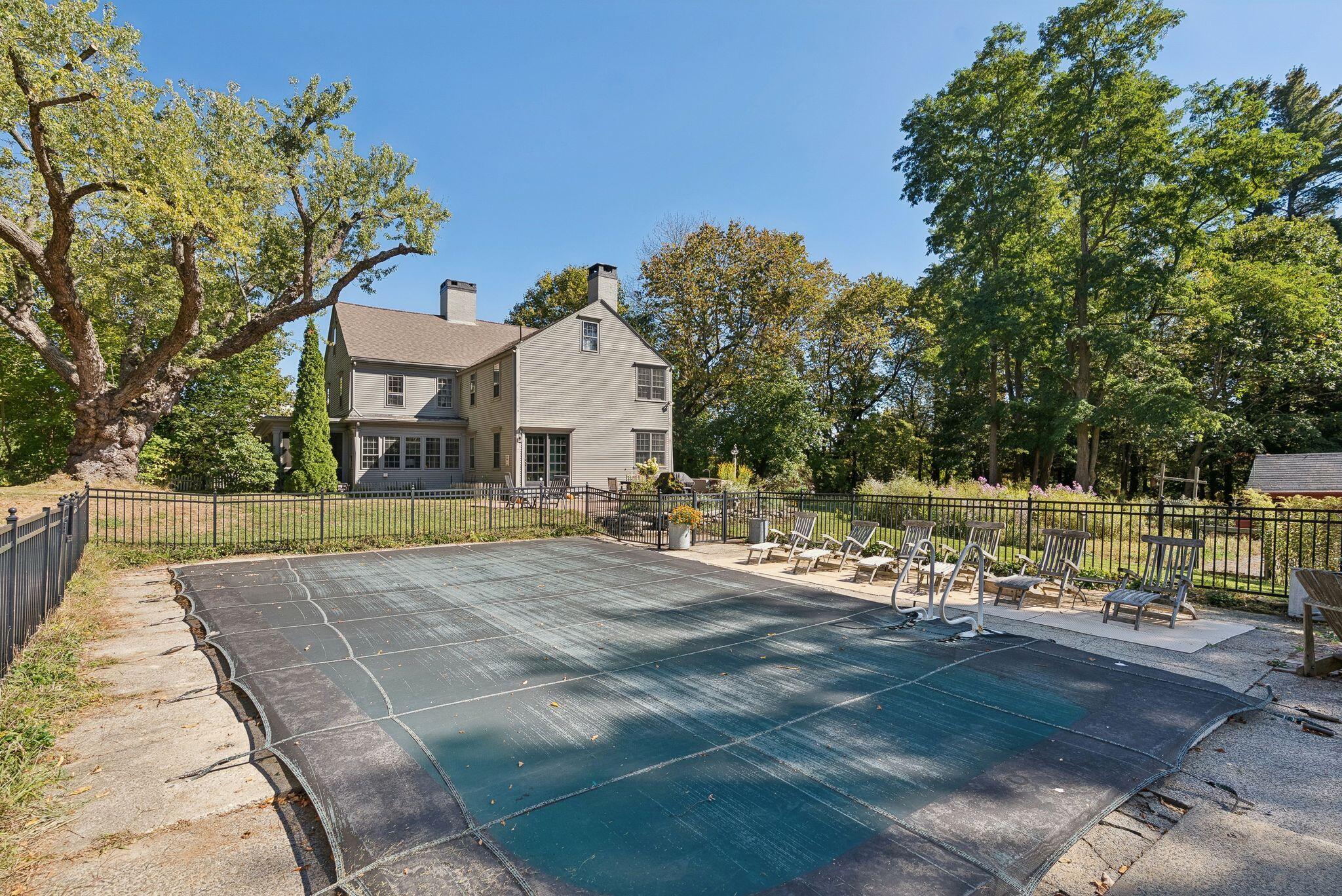 1346 Westbrook Street