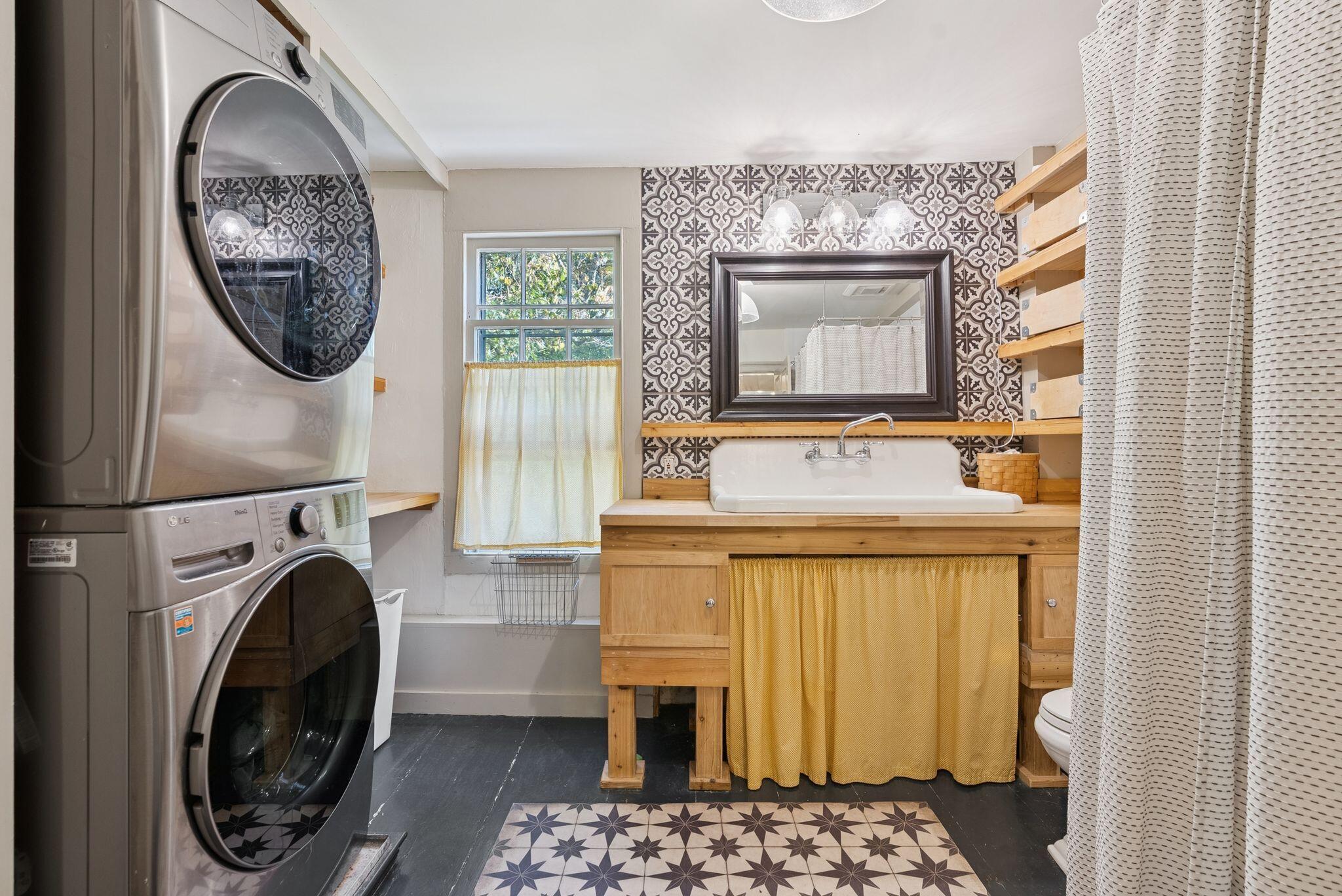 1346 Westbrook Street