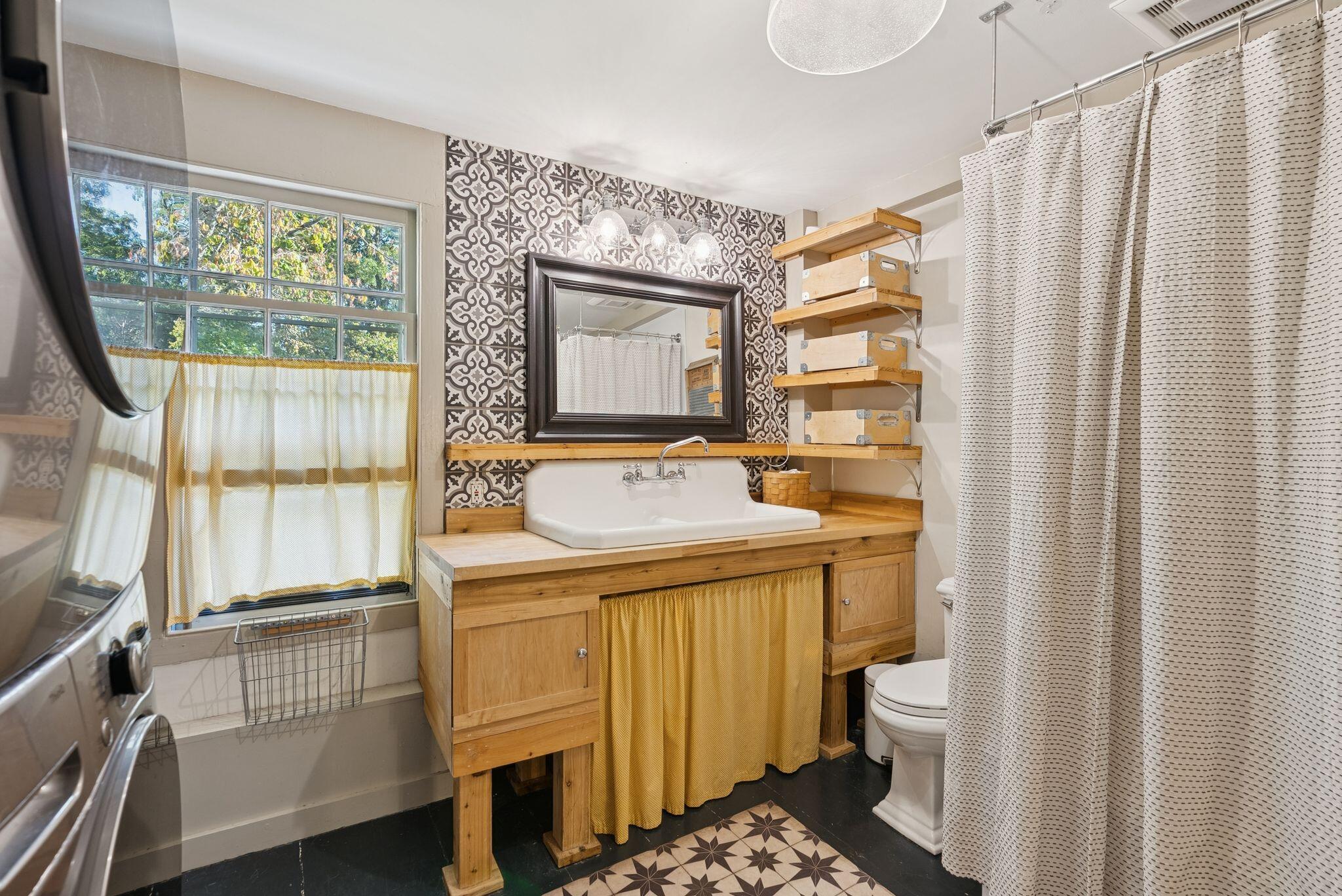 1346 Westbrook Street