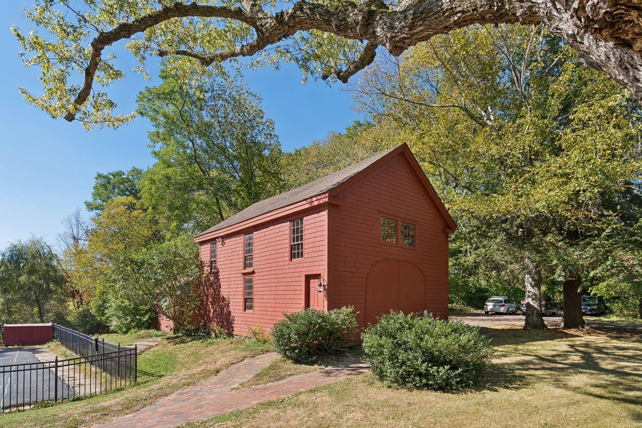 1346 Westbrook Street