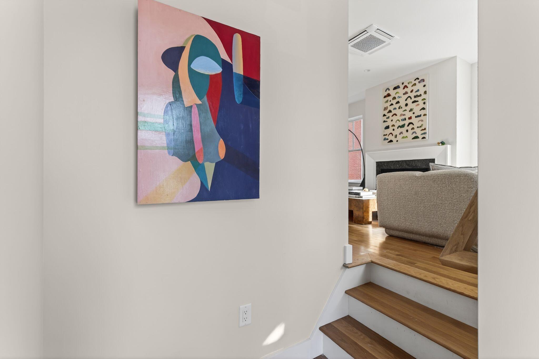 55 Carleton Street B