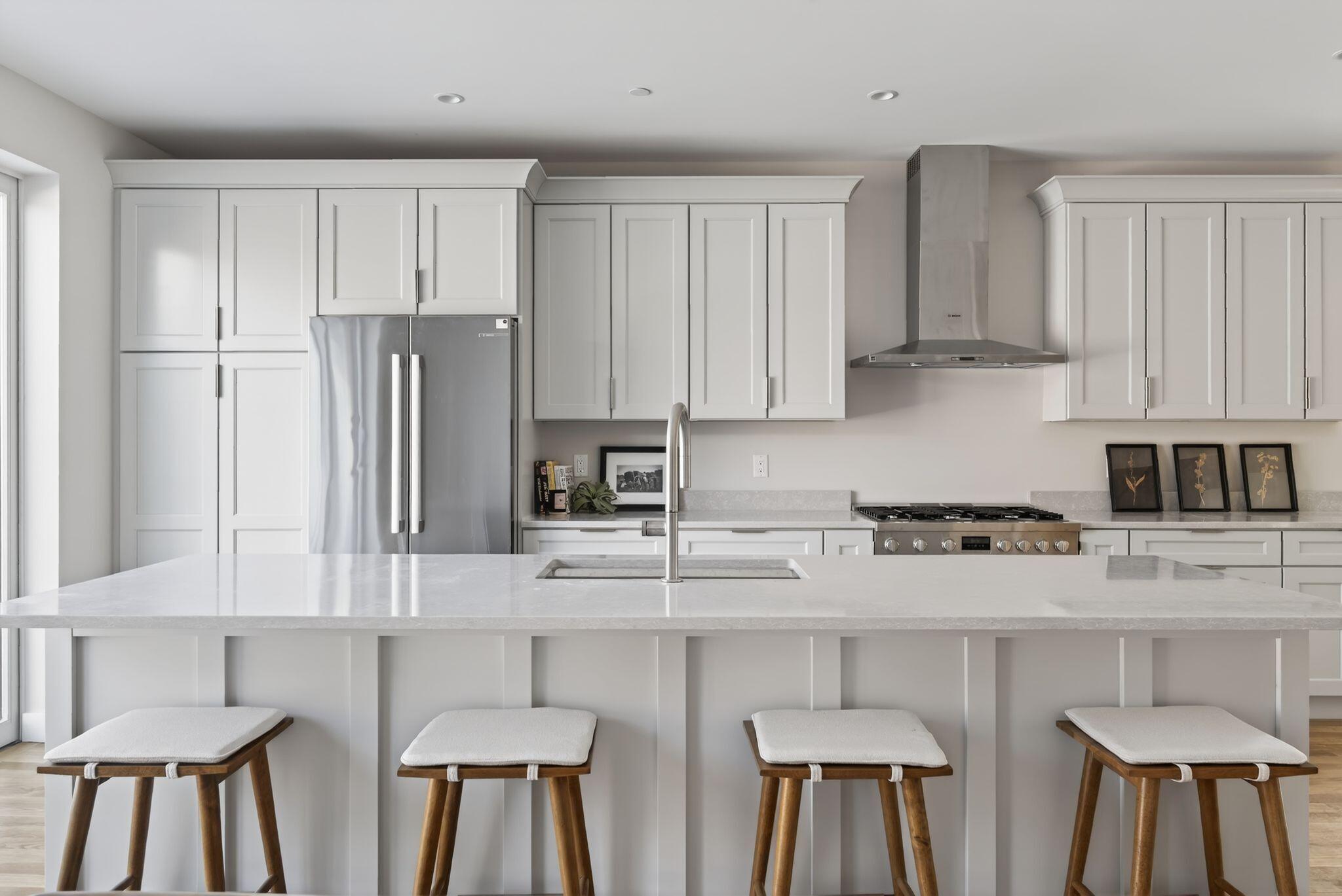 55 Carleton Street B