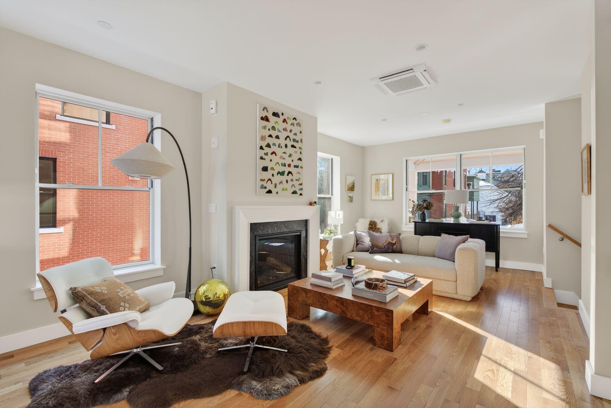 55 Carleton Street B