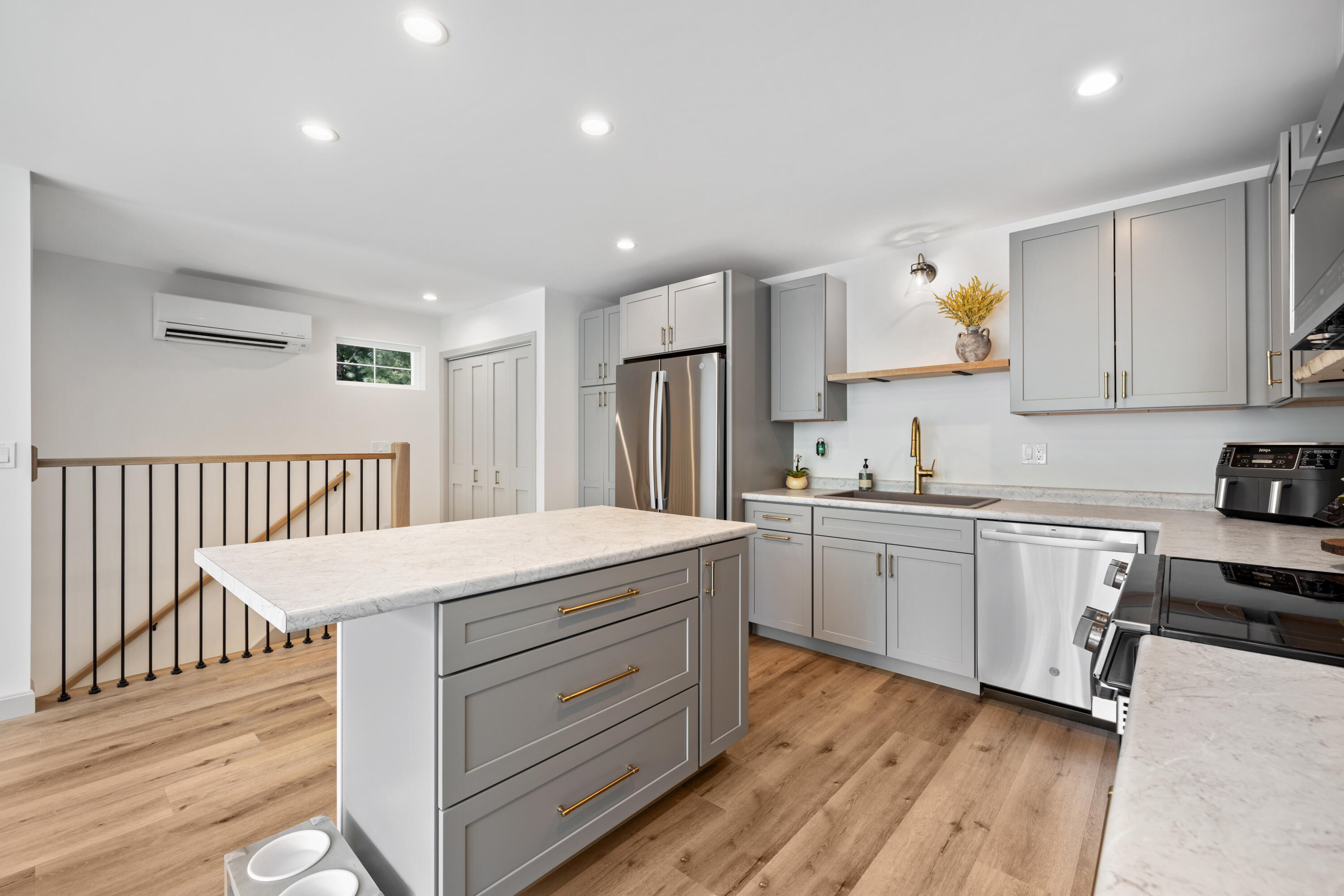 5 Heathwood Lane