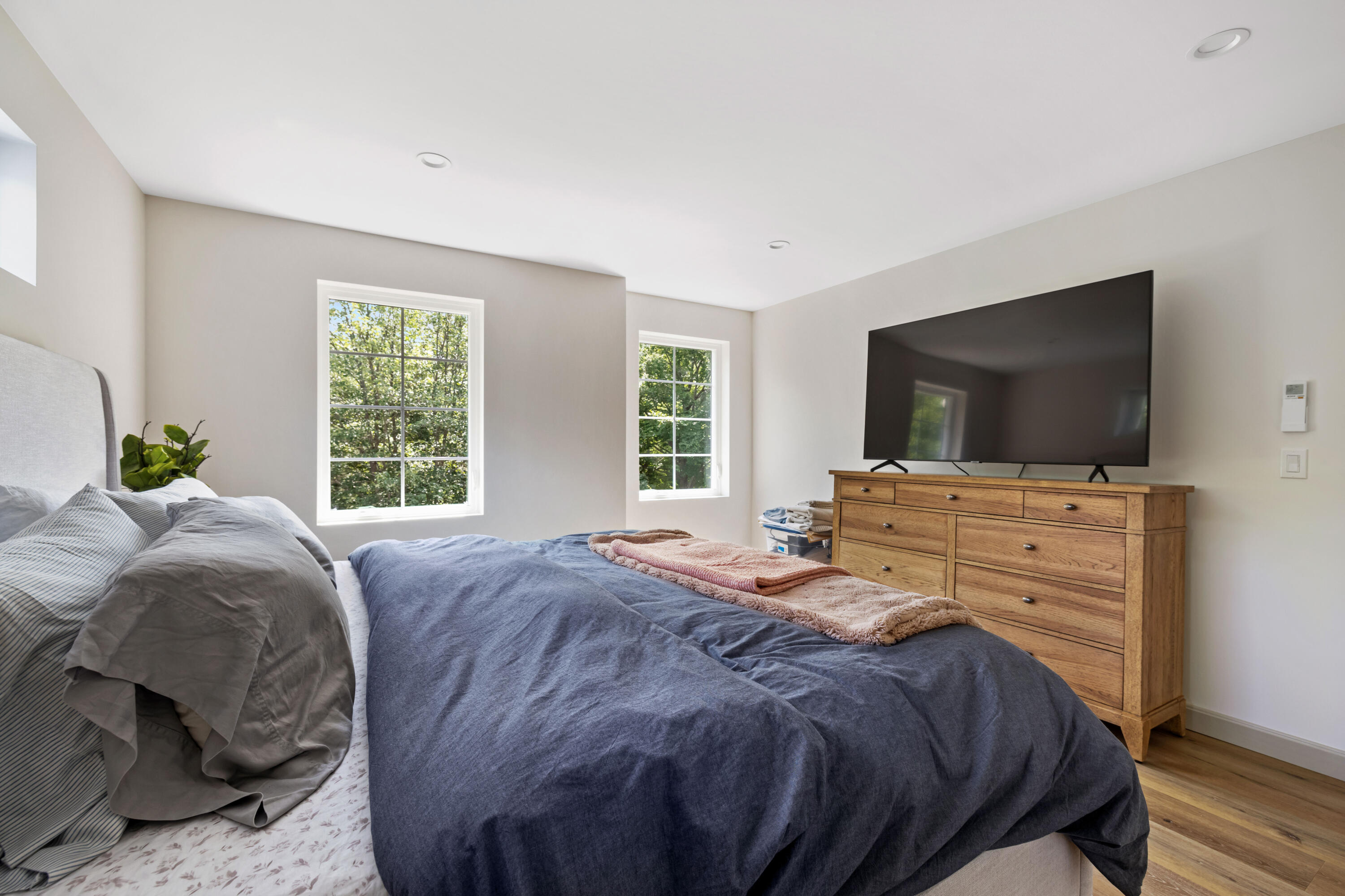 5 Heathwood Lane
