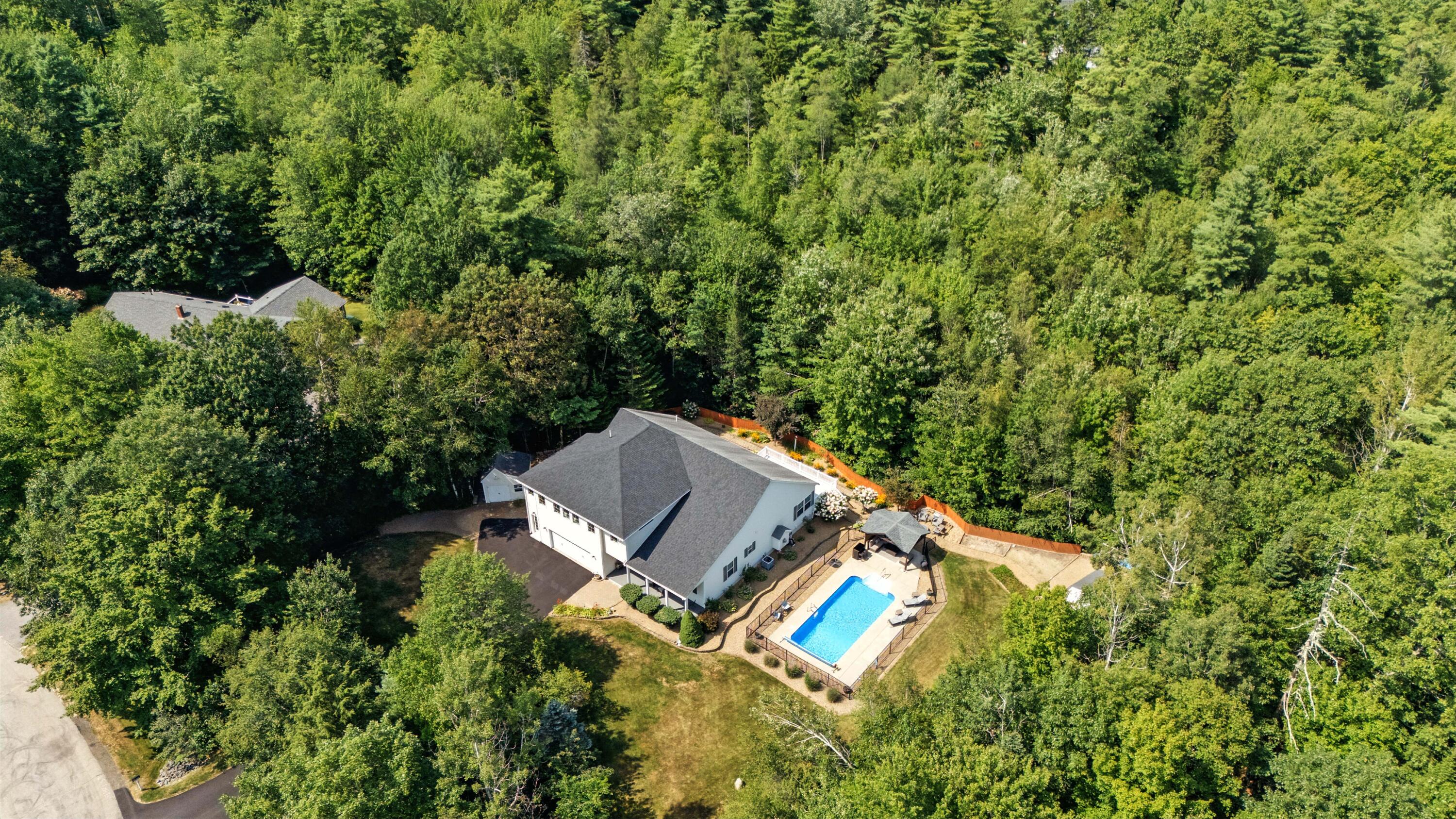 5 Heathwood Lane