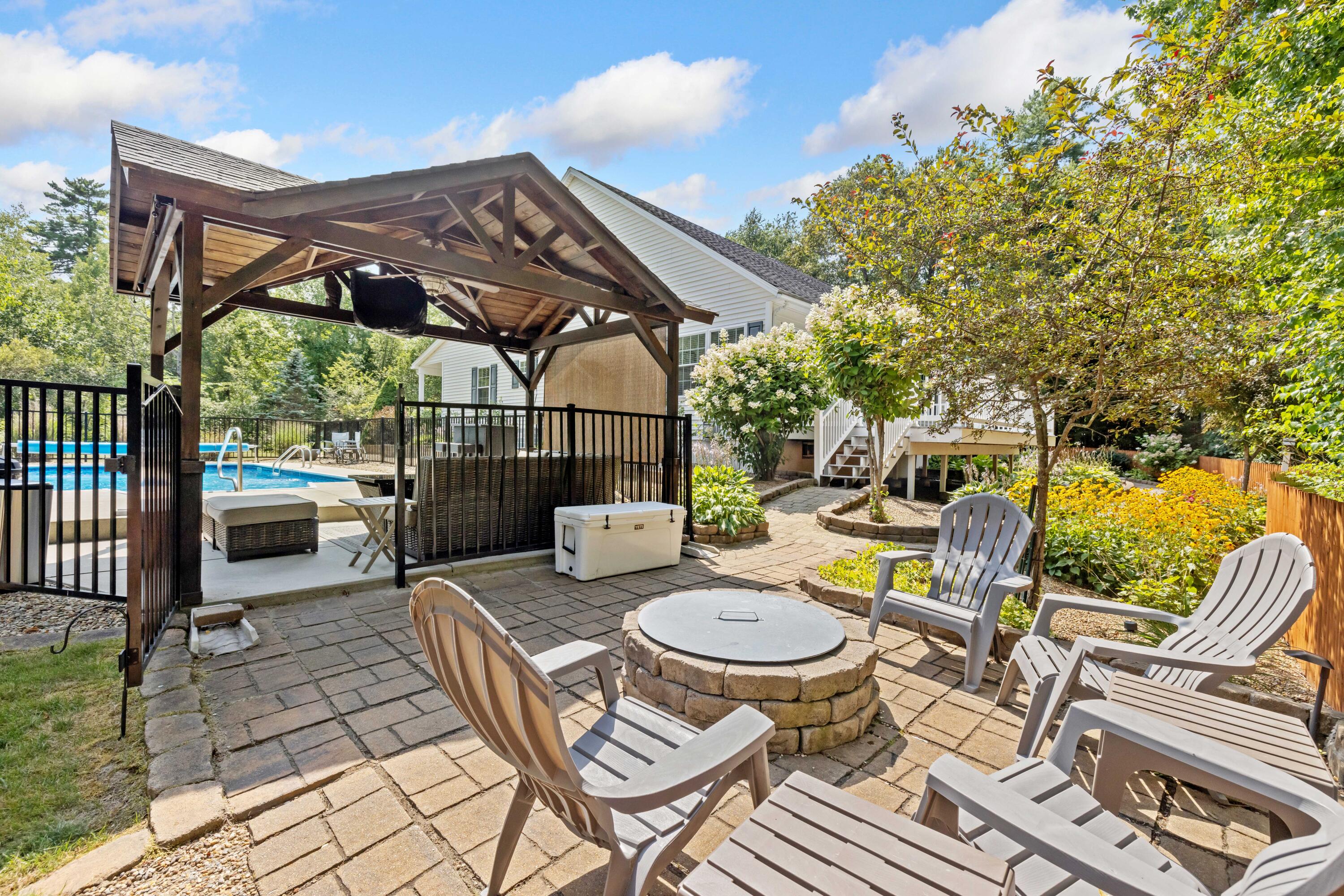 5 Heathwood Lane
