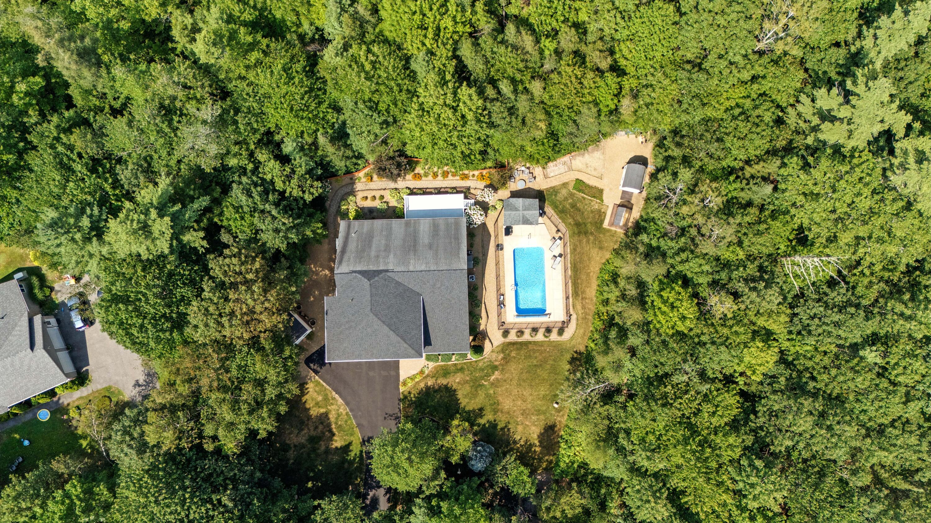 5 Heathwood Lane