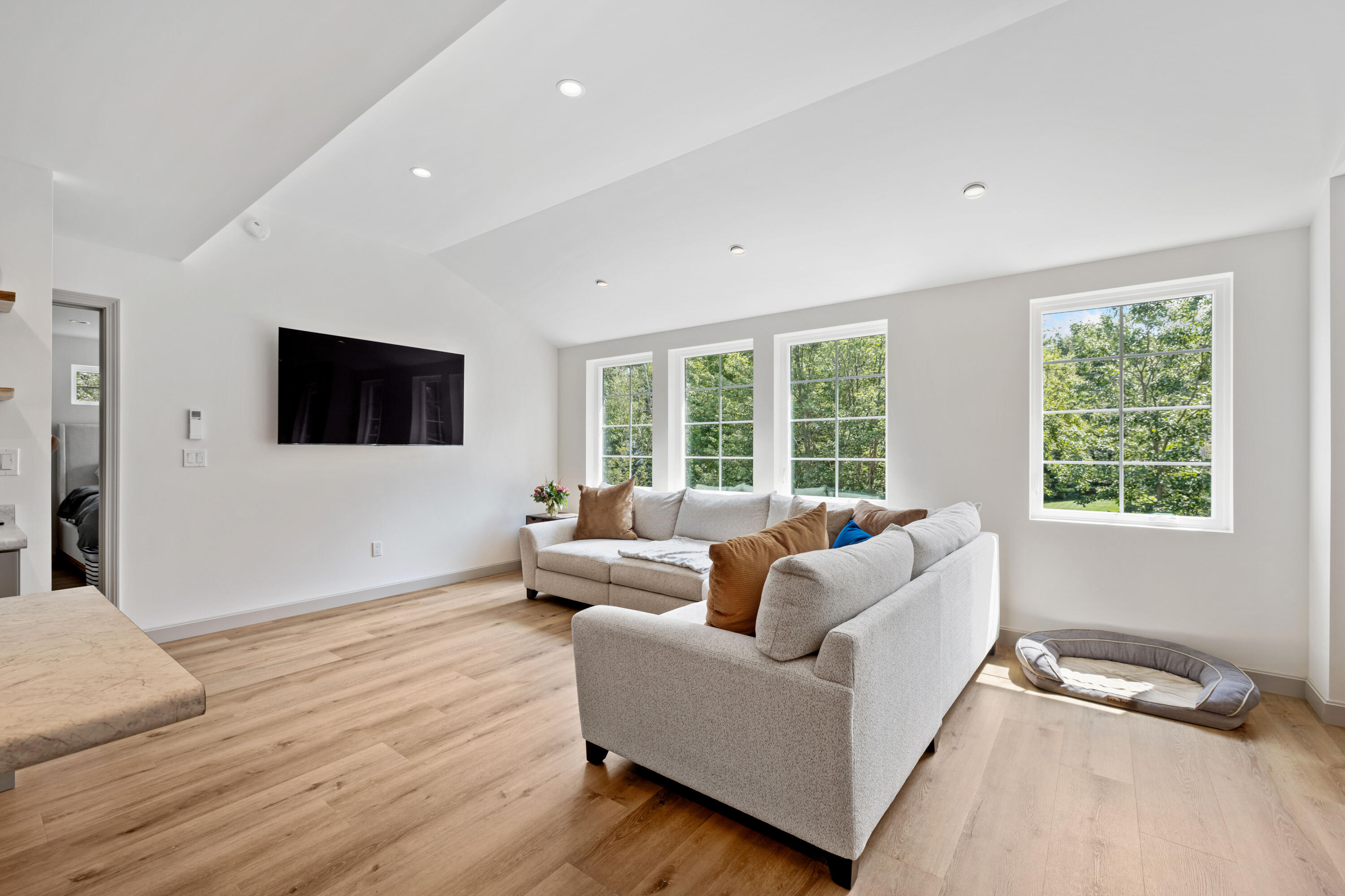 5 Heathwood Lane
