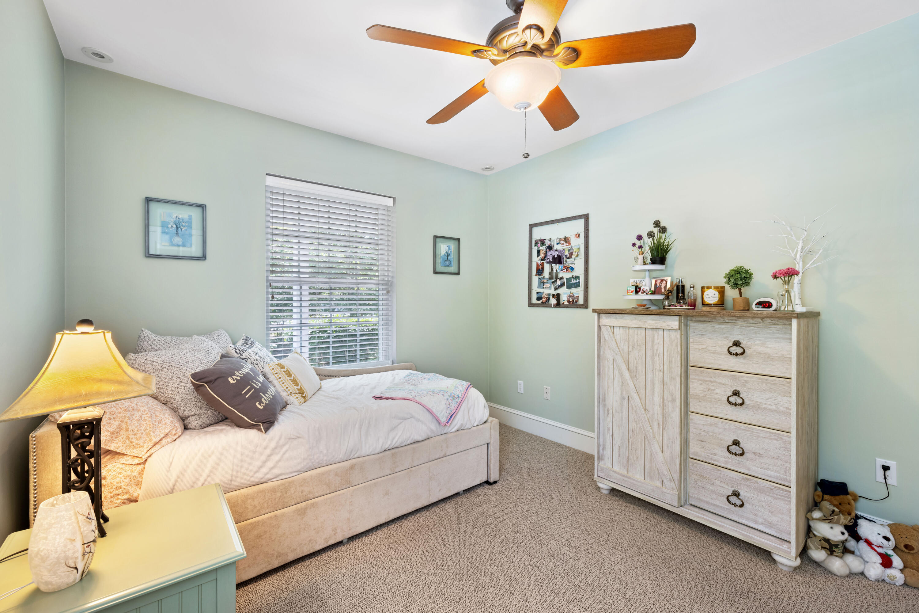 5 Heathwood Lane