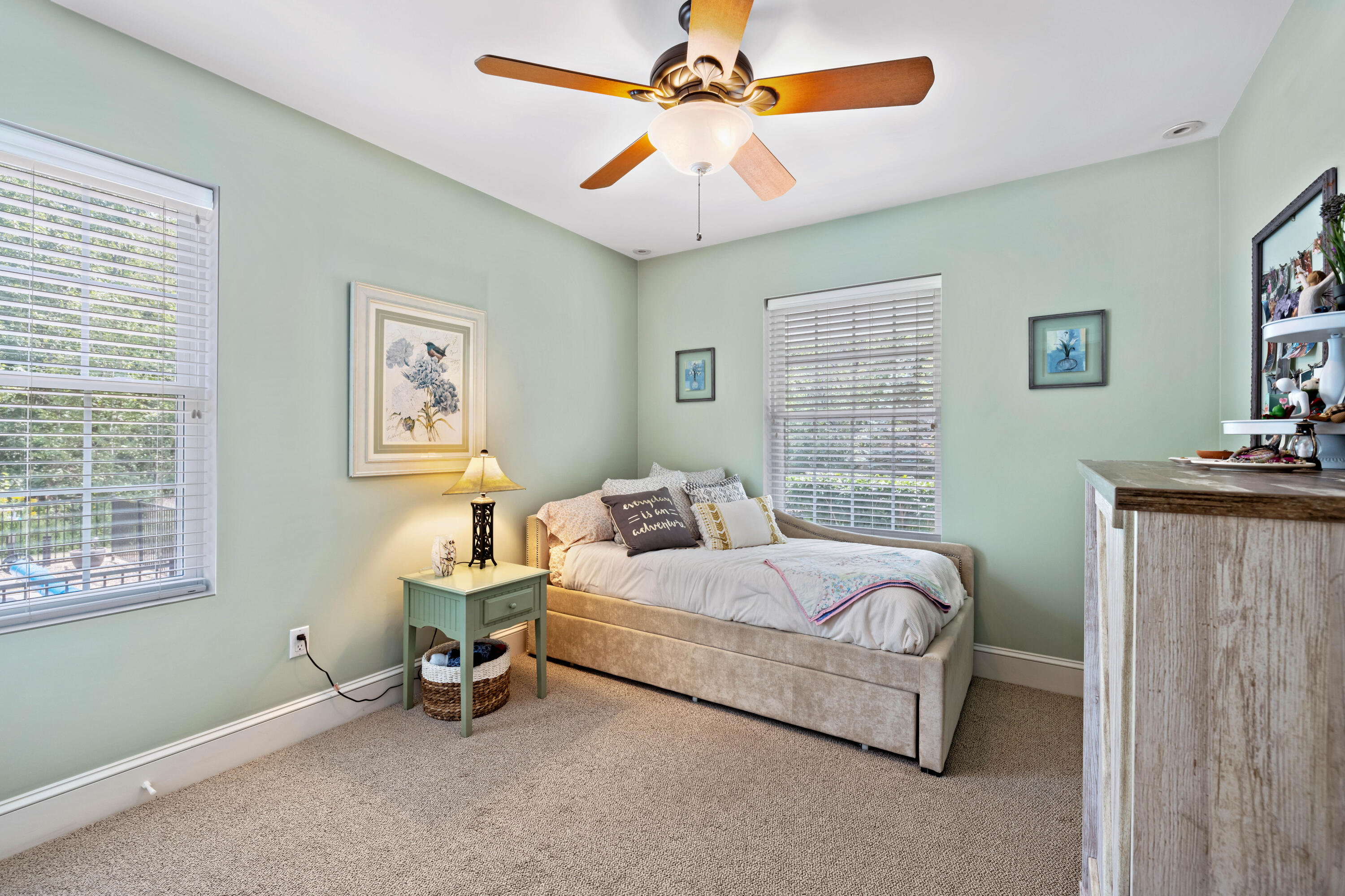 5 Heathwood Lane