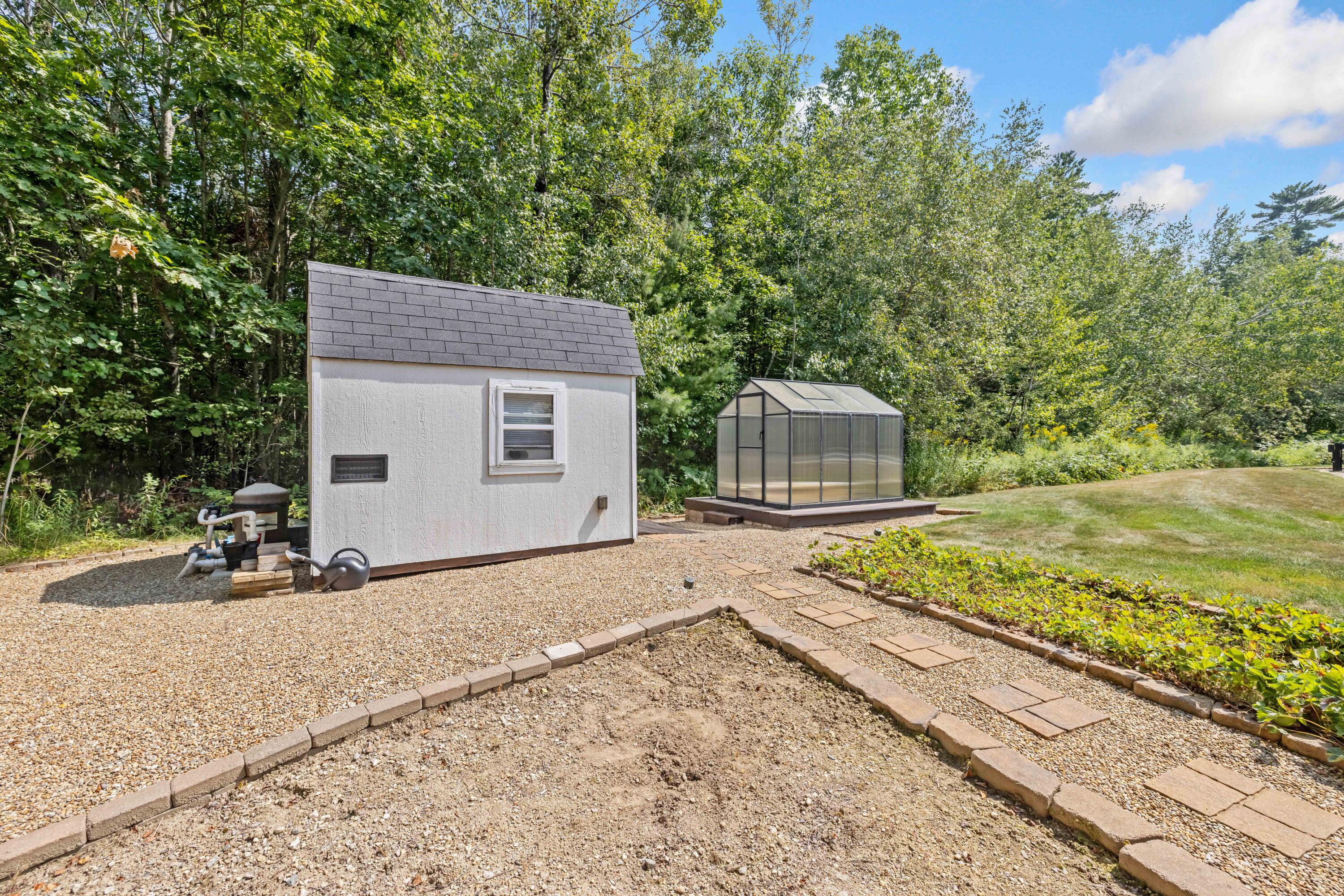 5 Heathwood Lane
