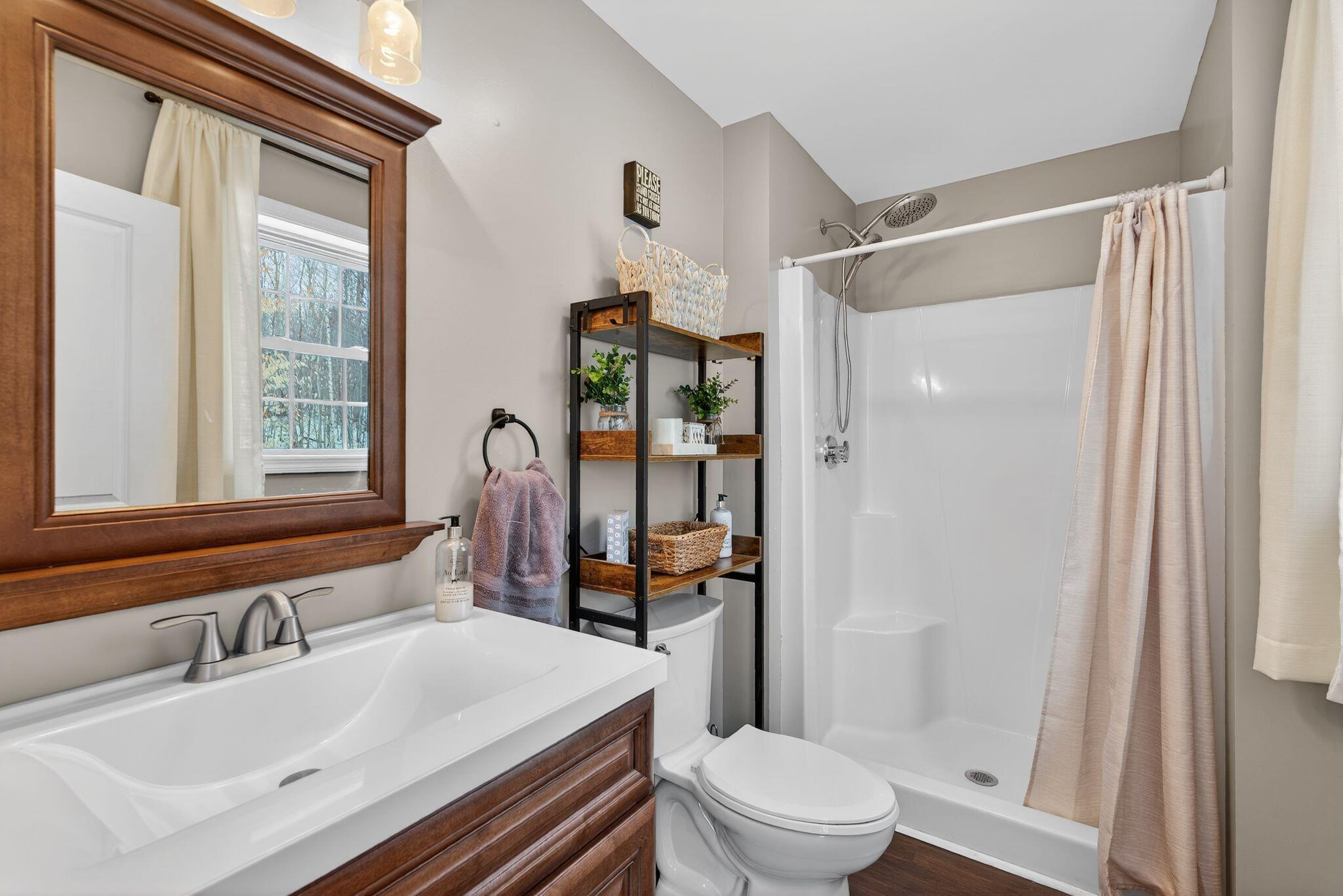 593 Pequawket Trail