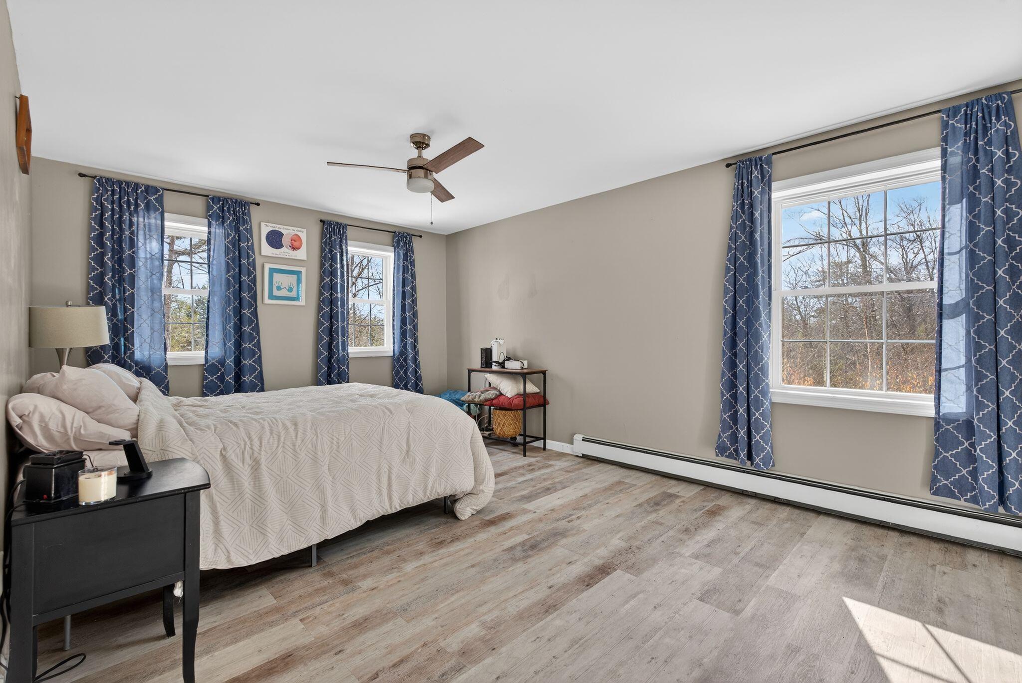 593 Pequawket Trail