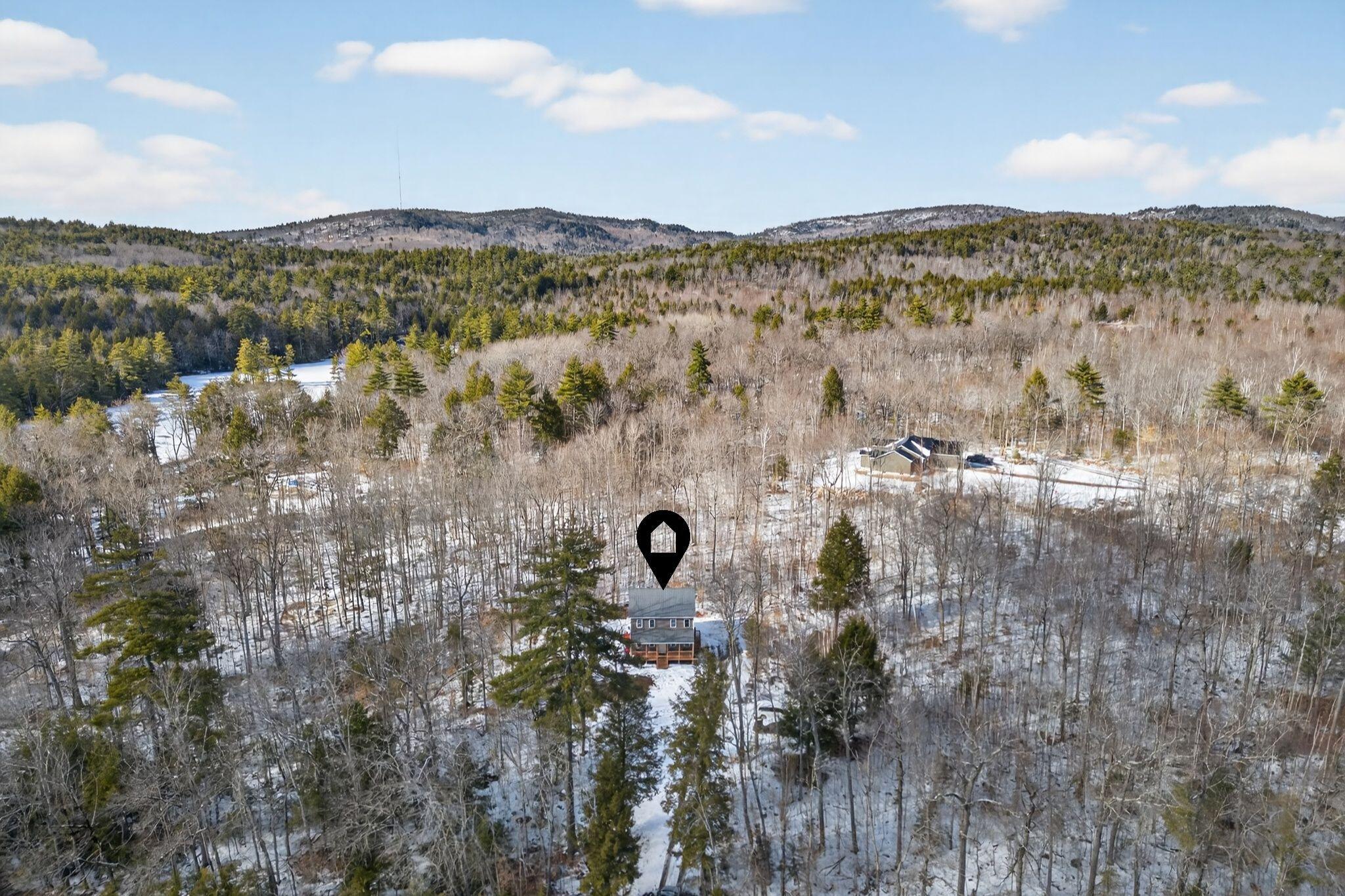 593 Pequawket Trail