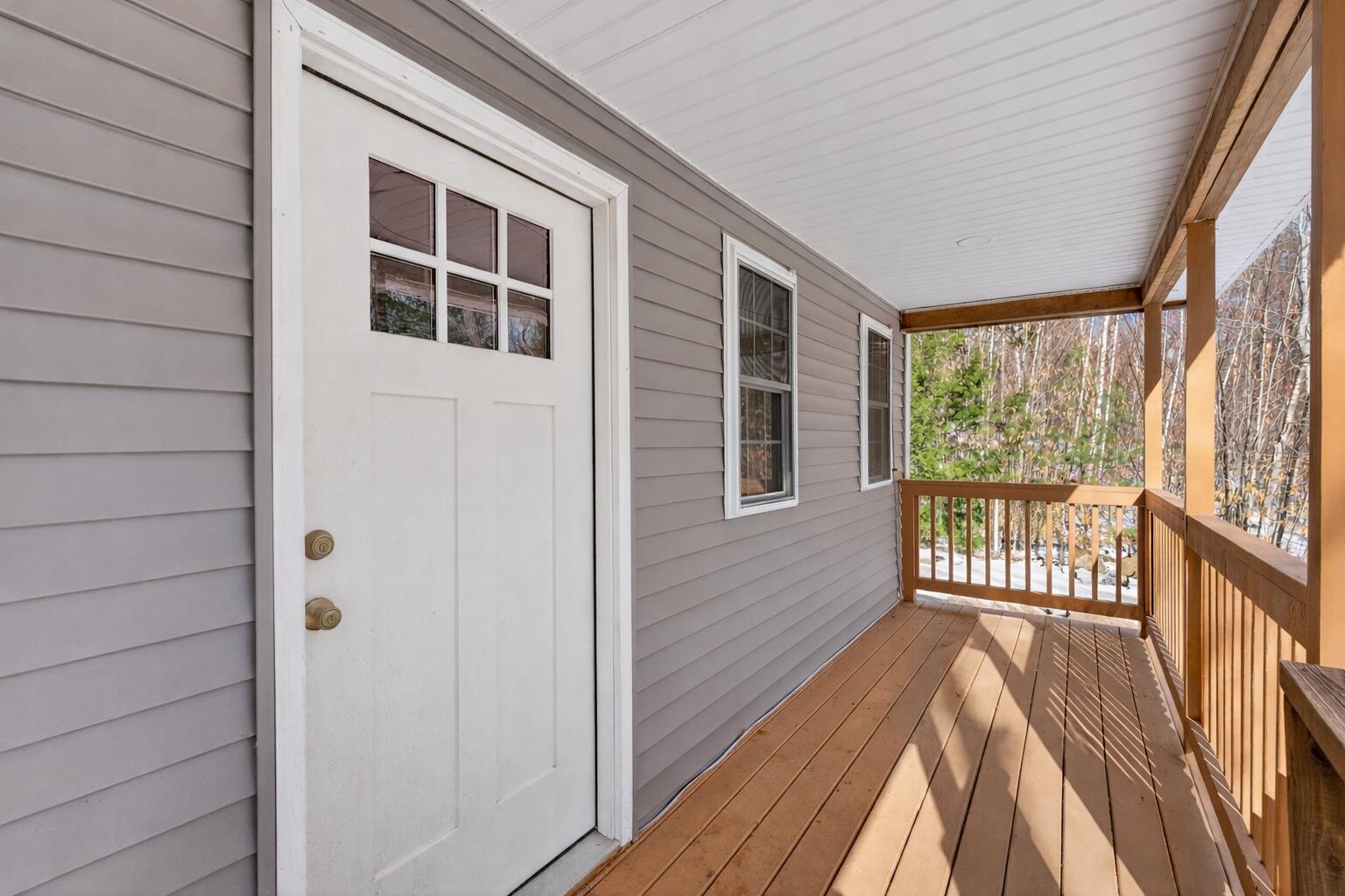 593 Pequawket Trail