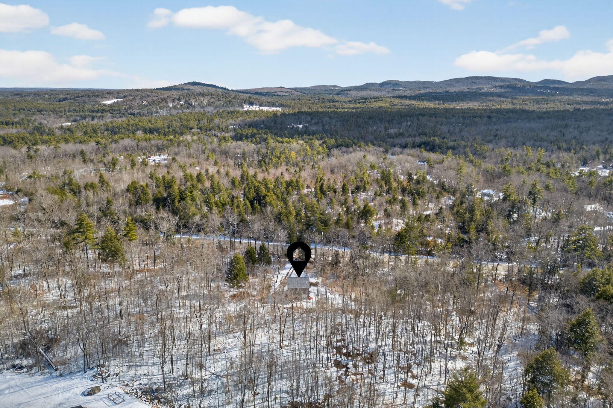 593 Pequawket Trail