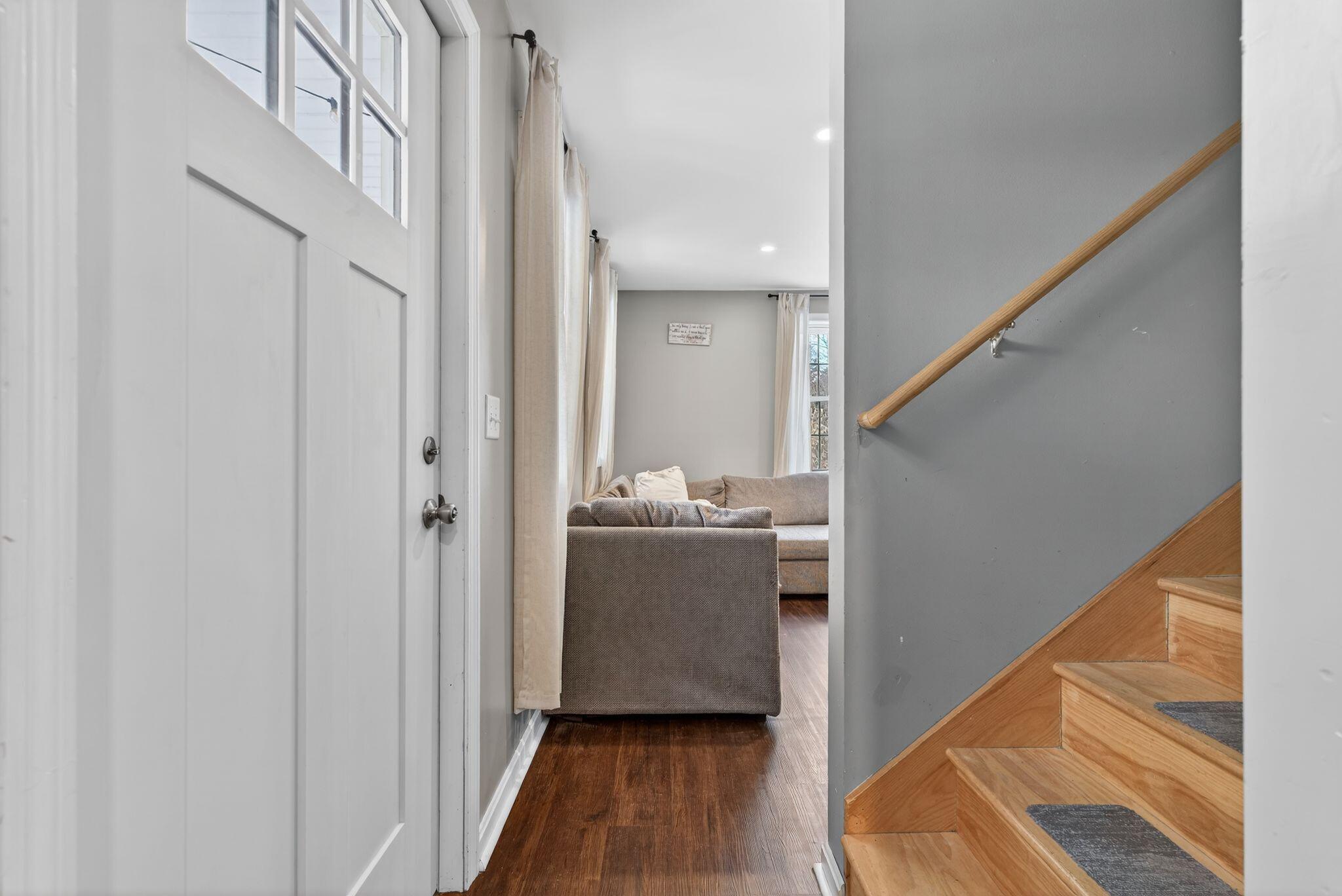 593 Pequawket Trail