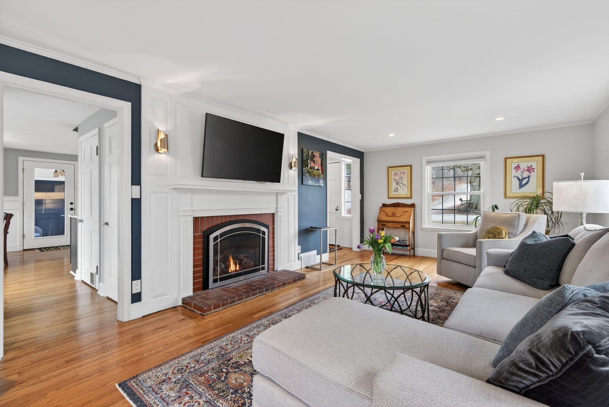 51 Flaggy Meadow Road