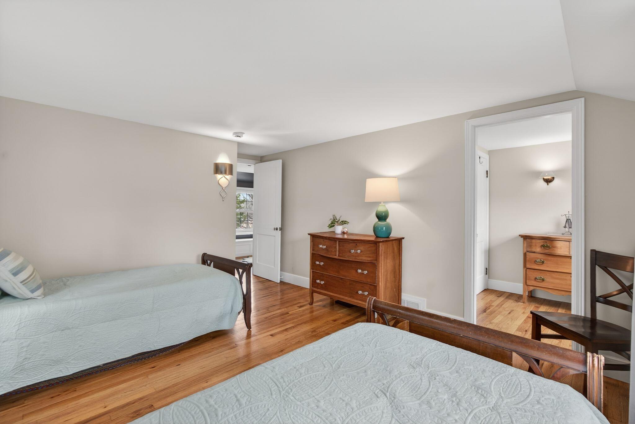 51 Flaggy Meadow Road