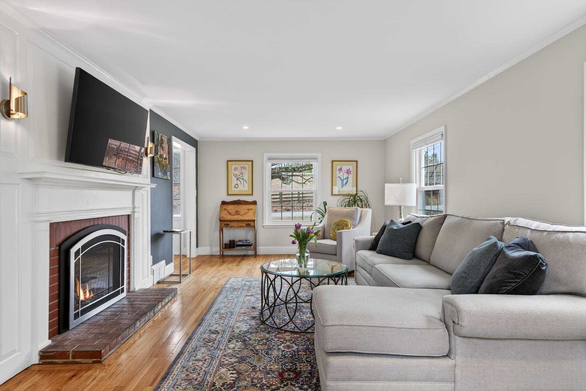 51 Flaggy Meadow Road