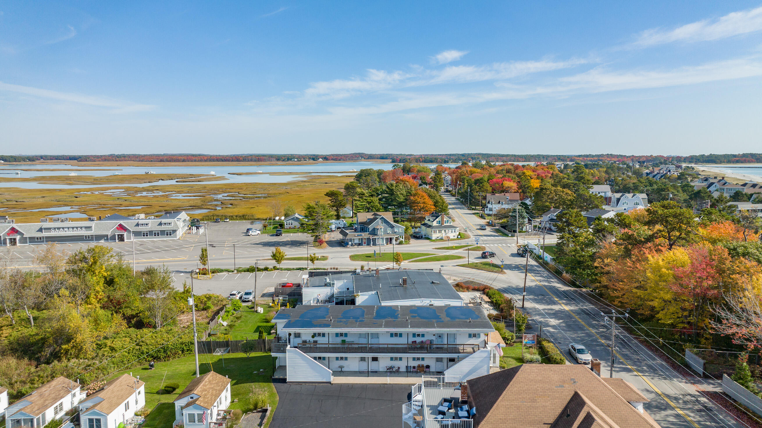 9 E Grand Avenue 1