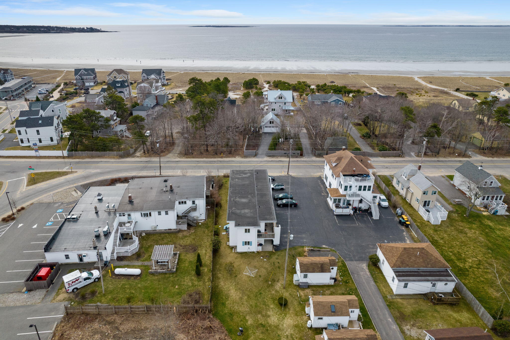 9 E Grand Avenue 1
