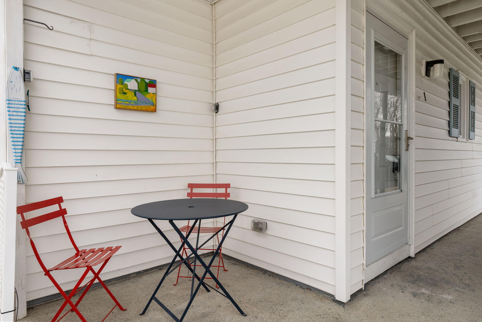 9 E Grand Avenue 1