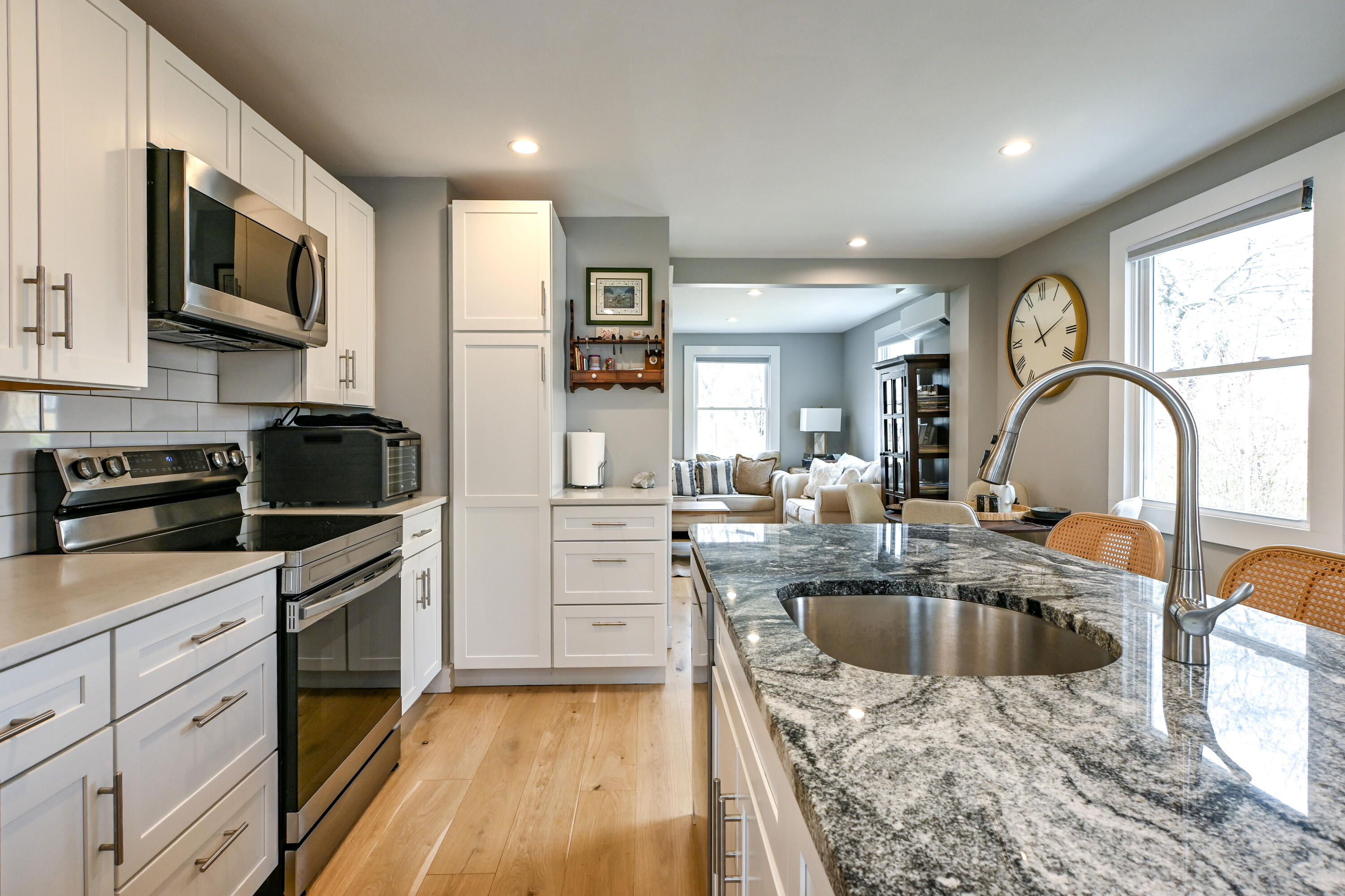 32 Longfellow Drive