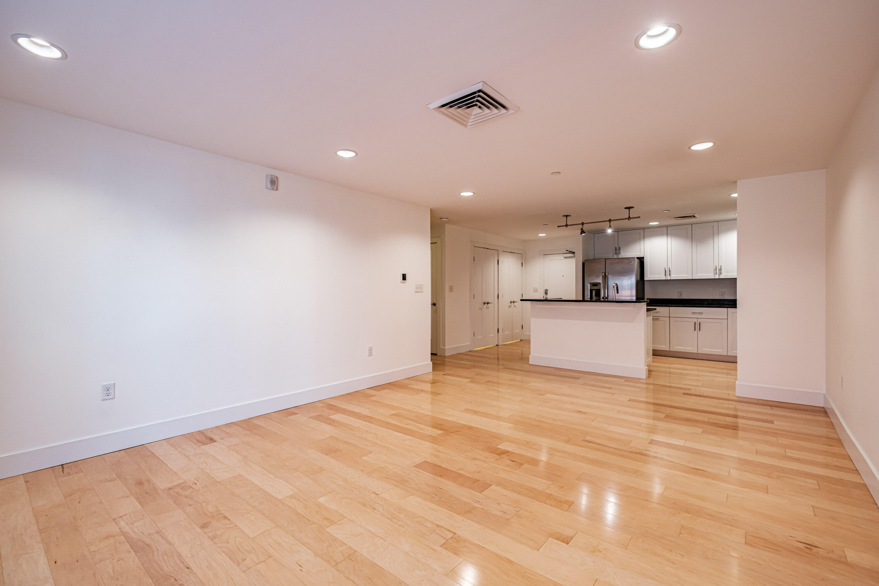 25 High Street 214