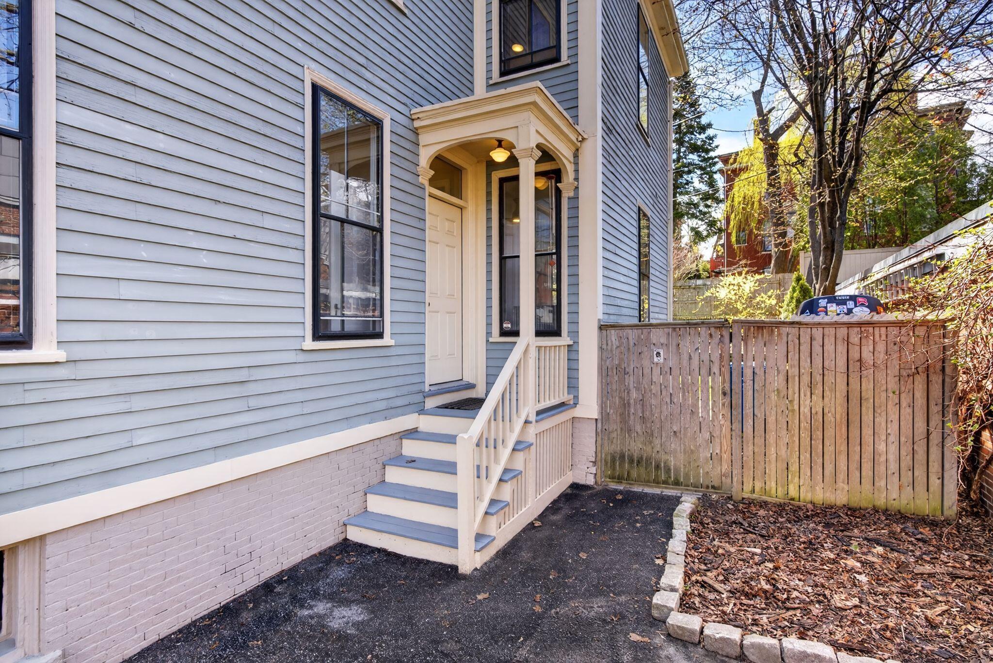 494 Cumberland Avenue