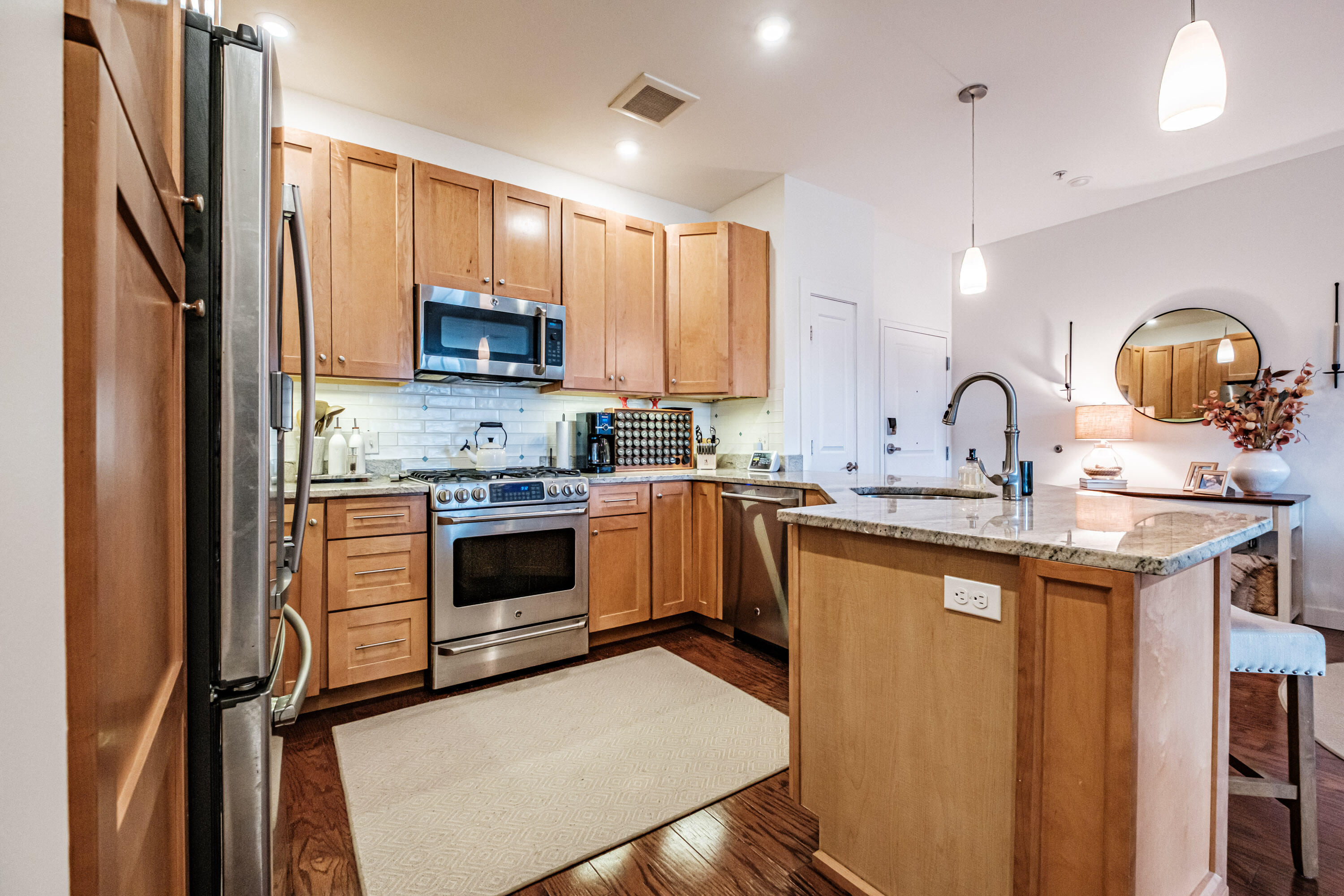 15 Middle Street 403